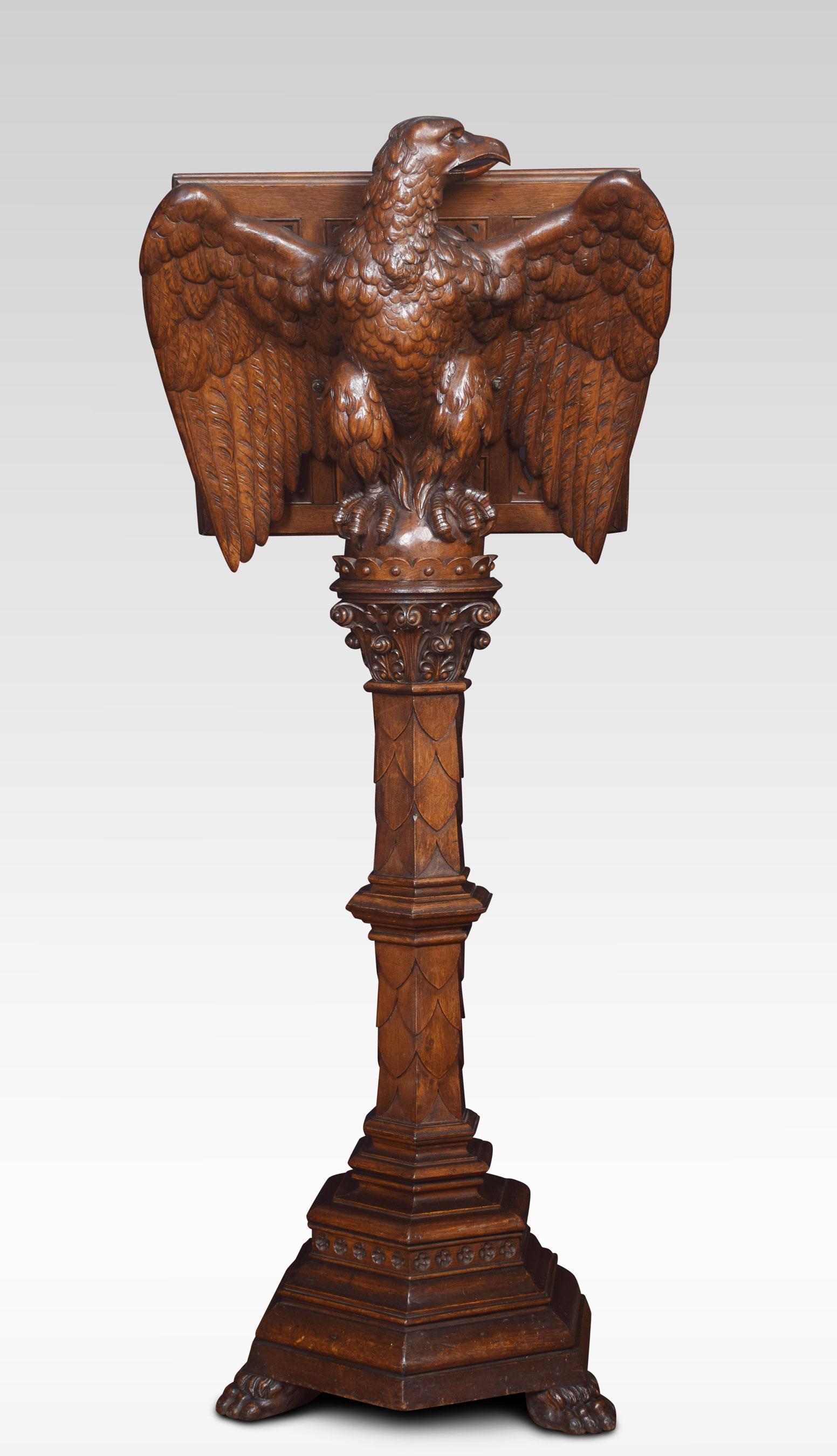 Carved Oak Lectern In Good Condition In Cheshire, GB