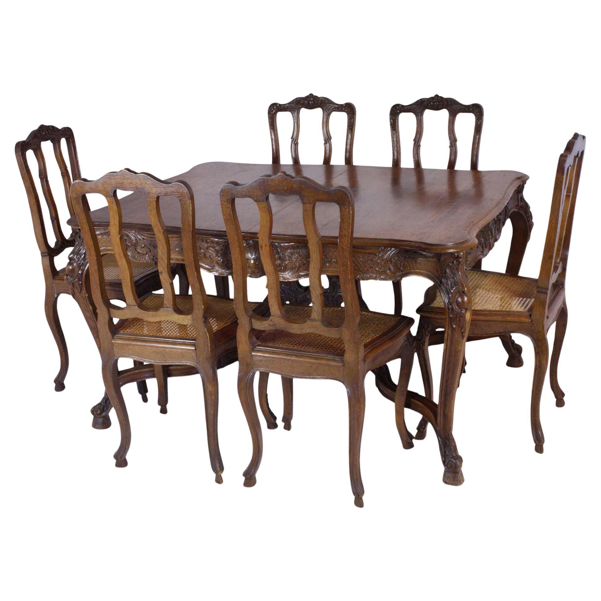 Carved Oak Louis XV Dining Room Table and Chairs, Seven Piece Set, circa 1890