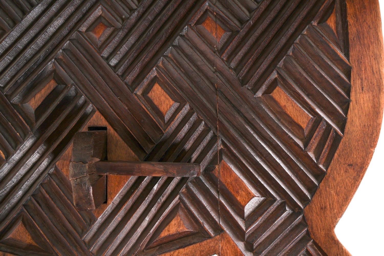 Carved Oak Moorish Style Coffee Table 4