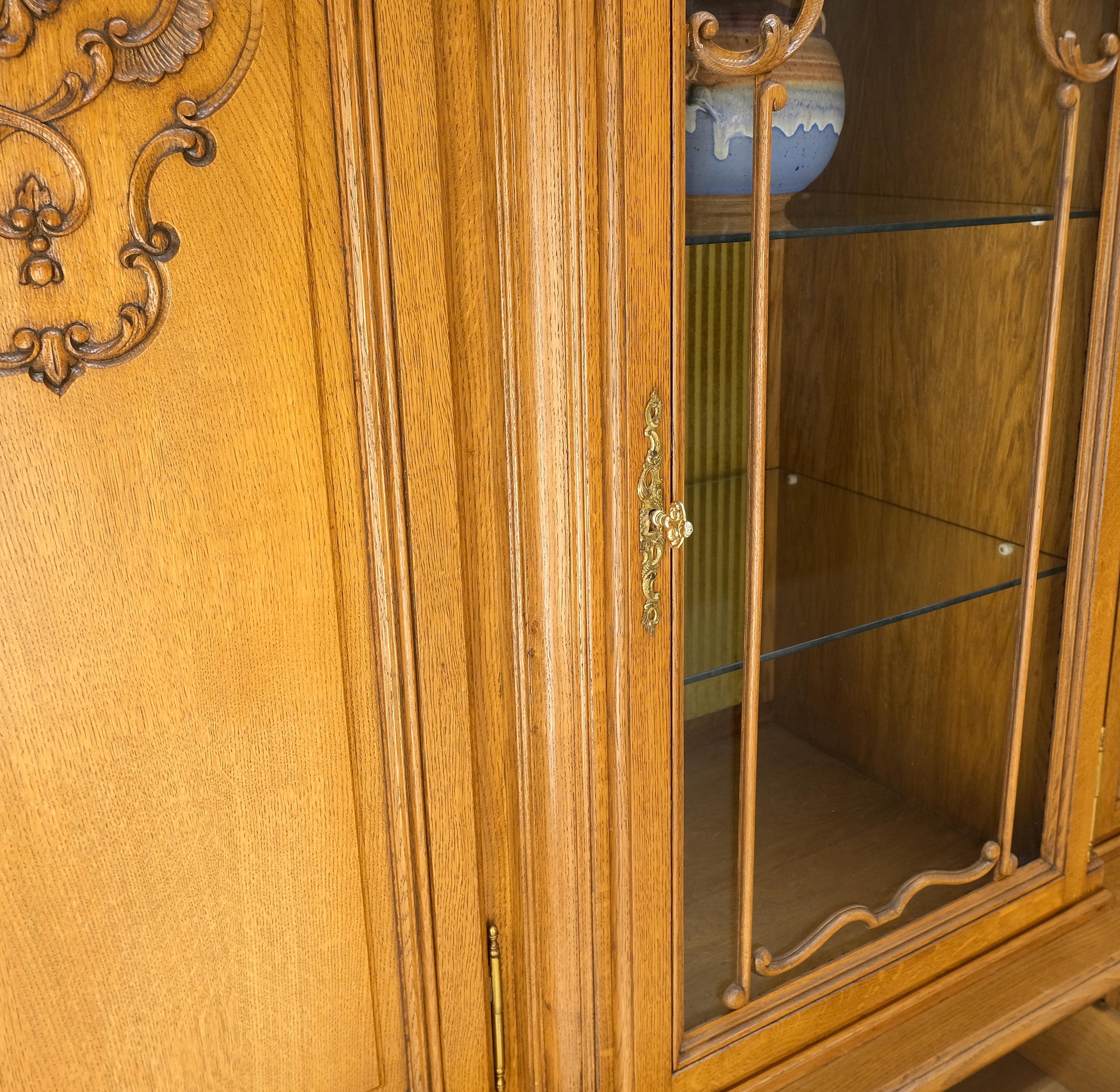 20th Century Carved Oak Oversize 5 Doors Long Credenza Cabinet Sideboard w/ Shelves Drawer  For Sale