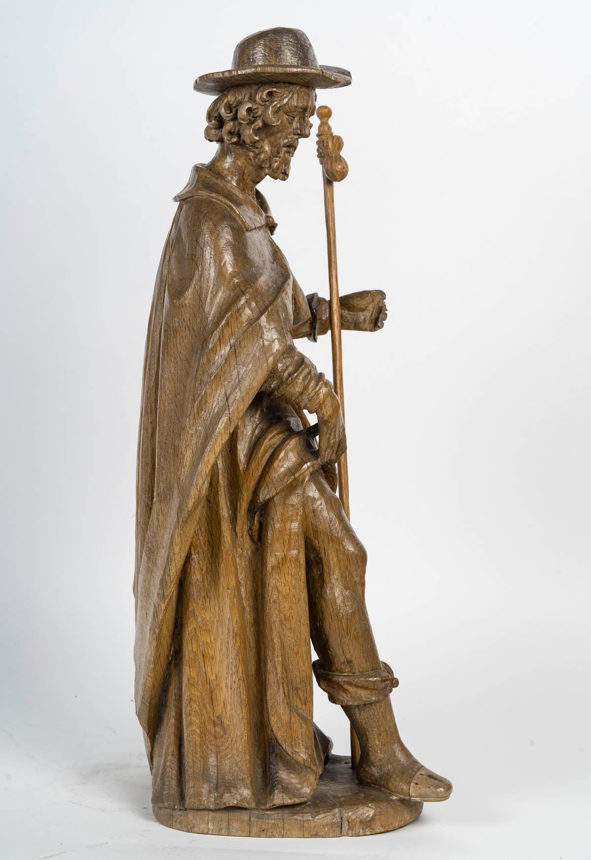 Fino al XVIII secolo Scultura in Oak intagliata di un santo, XVIII secolo, Saint Louis XV. in vendita