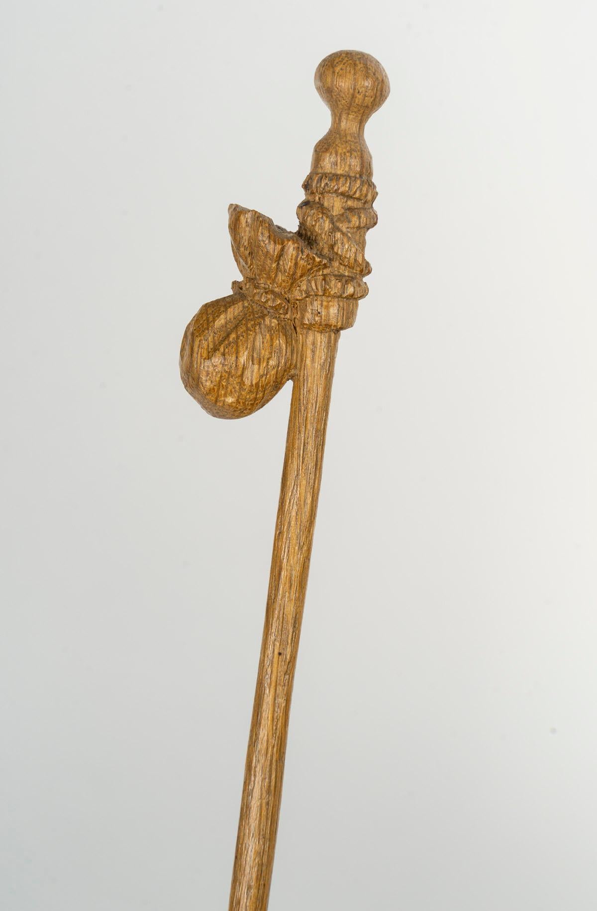 Legno Scultura in Oak intagliata di un santo, XVIII secolo, Saint Louis XV. in vendita