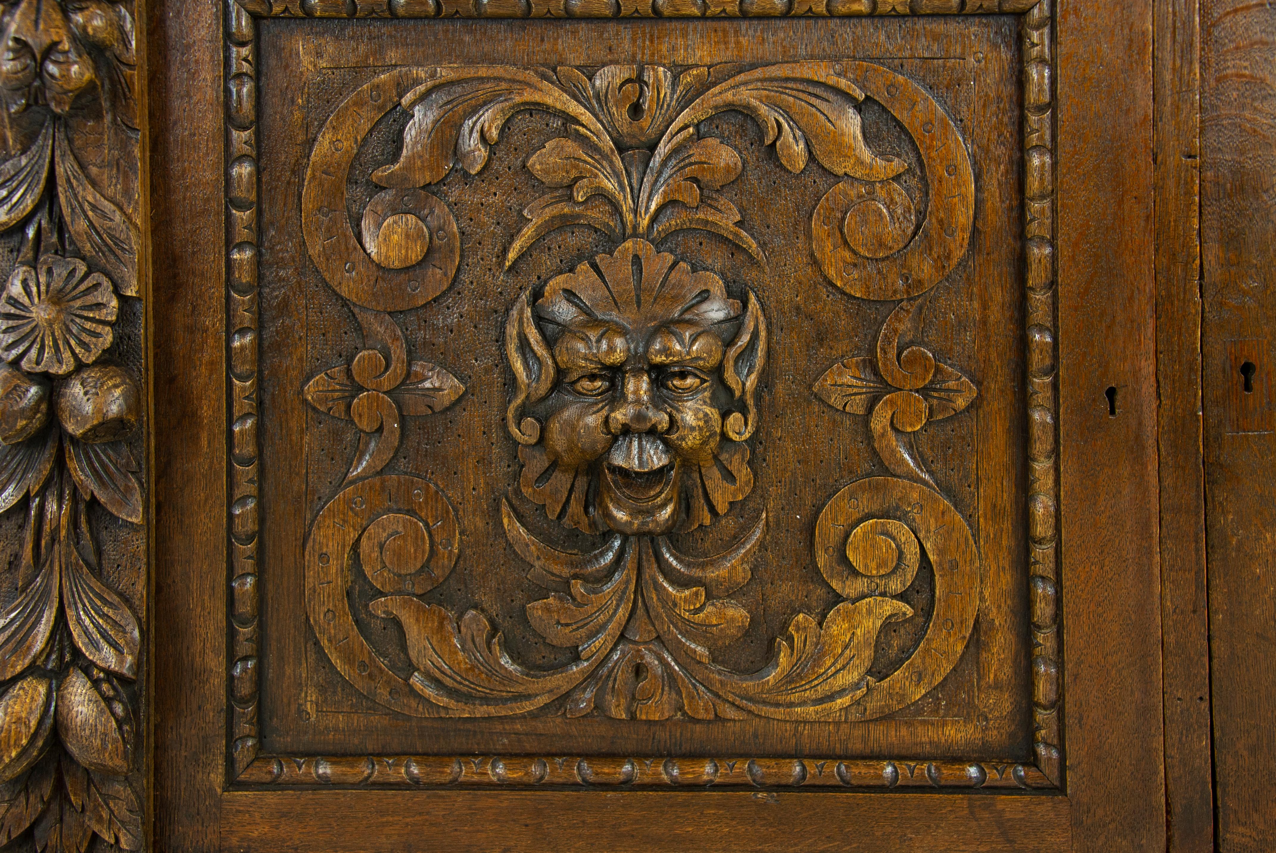 Scottish Carved Oak Sideboard, Barley Twist Buffet, Dumb Waiter, Scotland, 1870, B1489