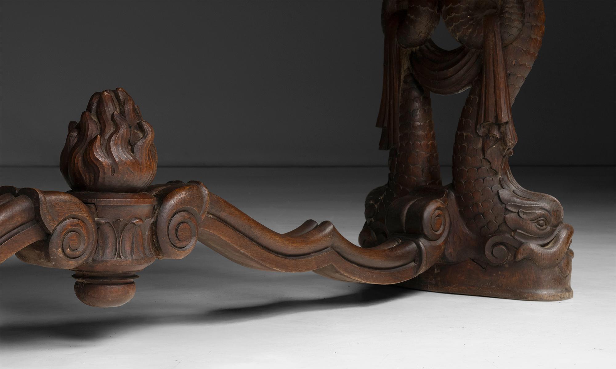Début du 20ème siècle Carved Oak Table, England circa 1900 en vente