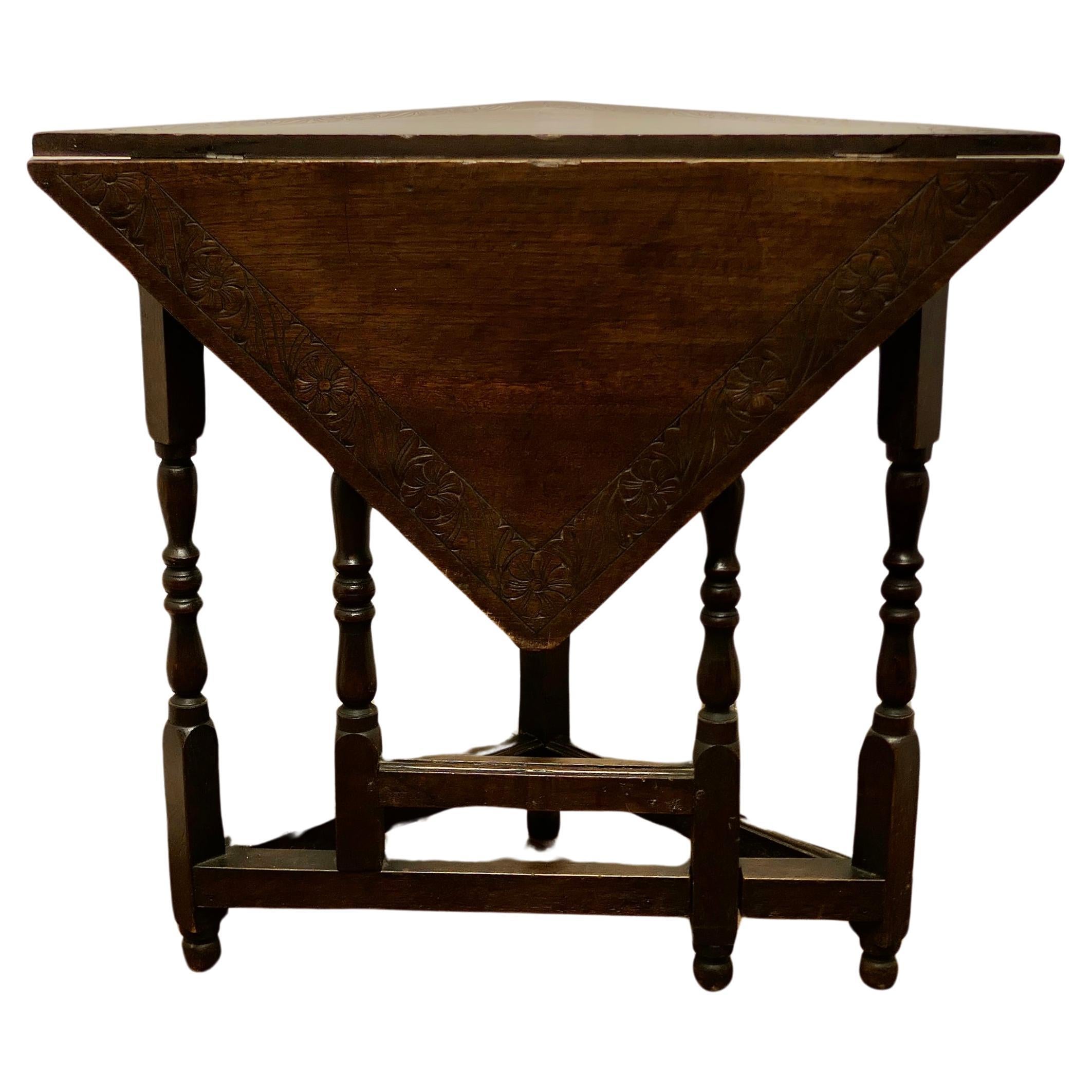 Carved Oak Triangular Gate Leg Side Table    For Sale