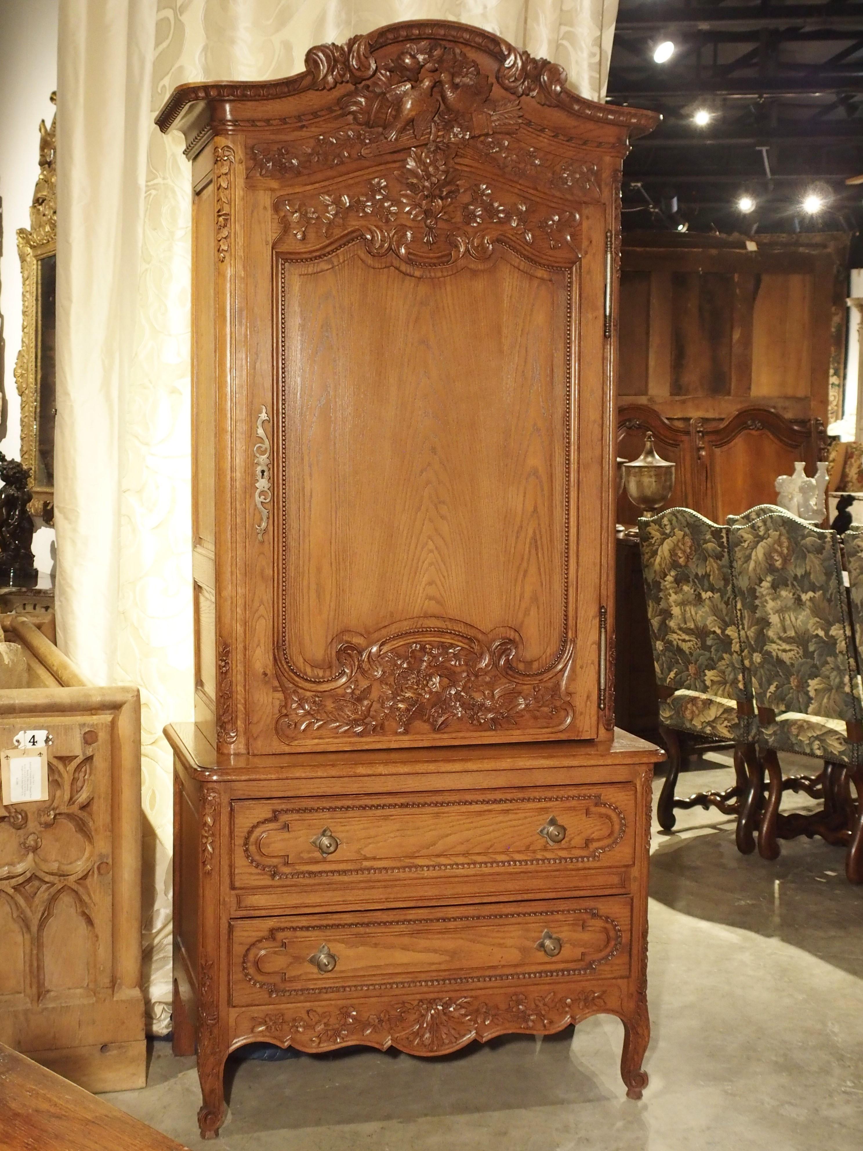 Carved Oak Wedding Cabinet and Chest of Drawers from Normandy, Early 1900s 4