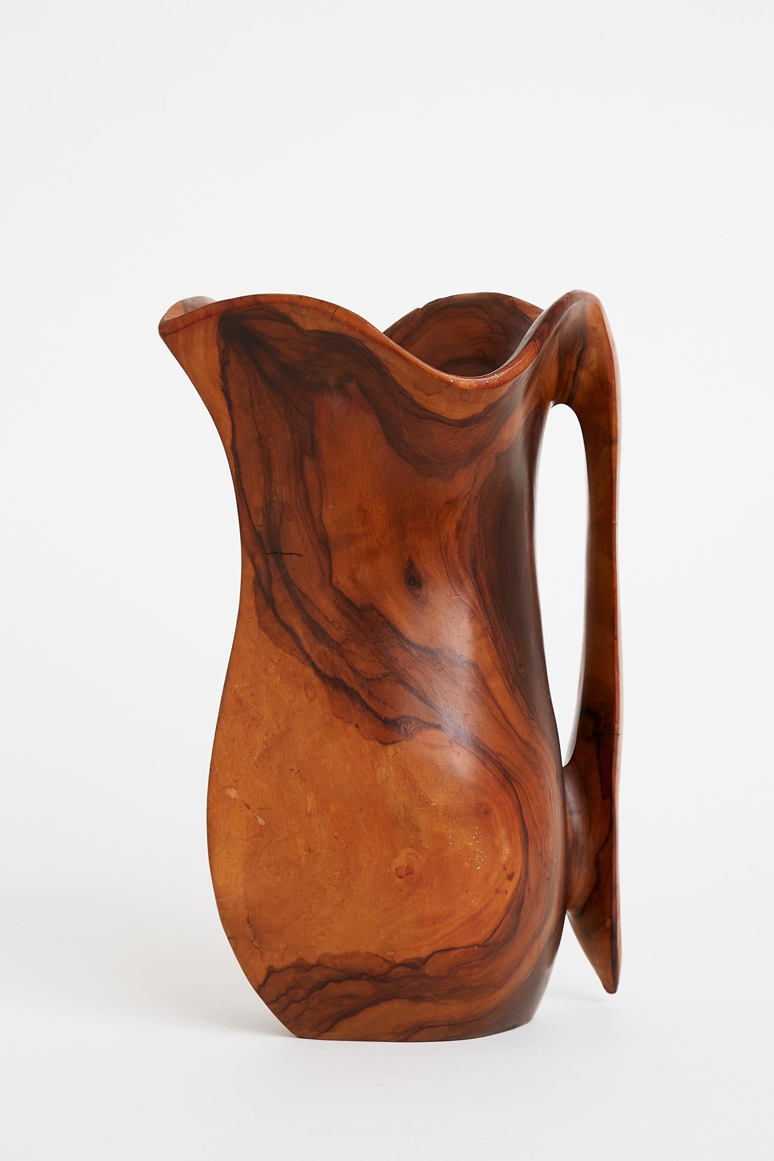 Mid-Century Modern Pichet en bois d'olivier sculpté