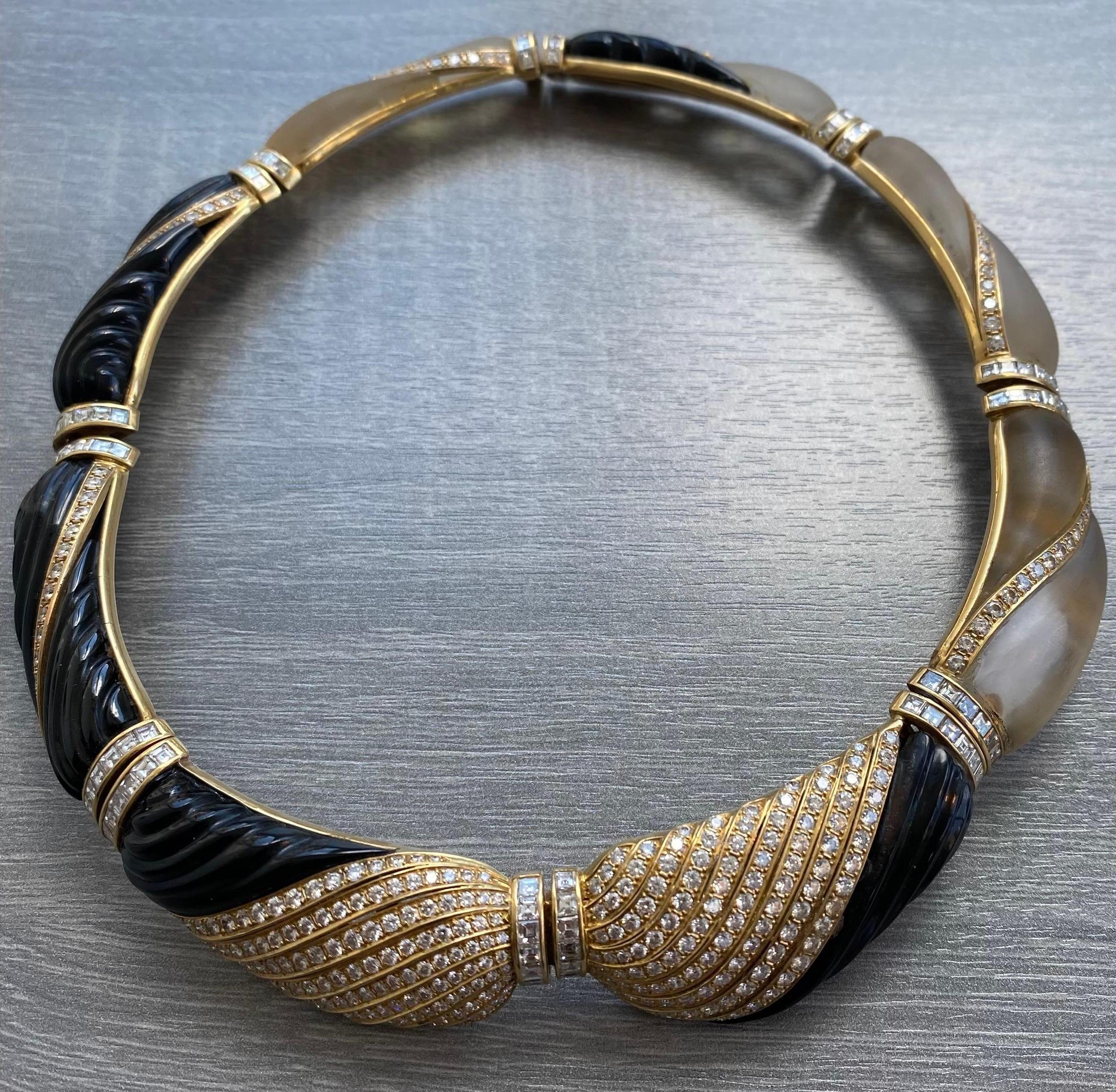 Collana di onice intagliata e diamanti in cristallo di rocca in vendita 5
