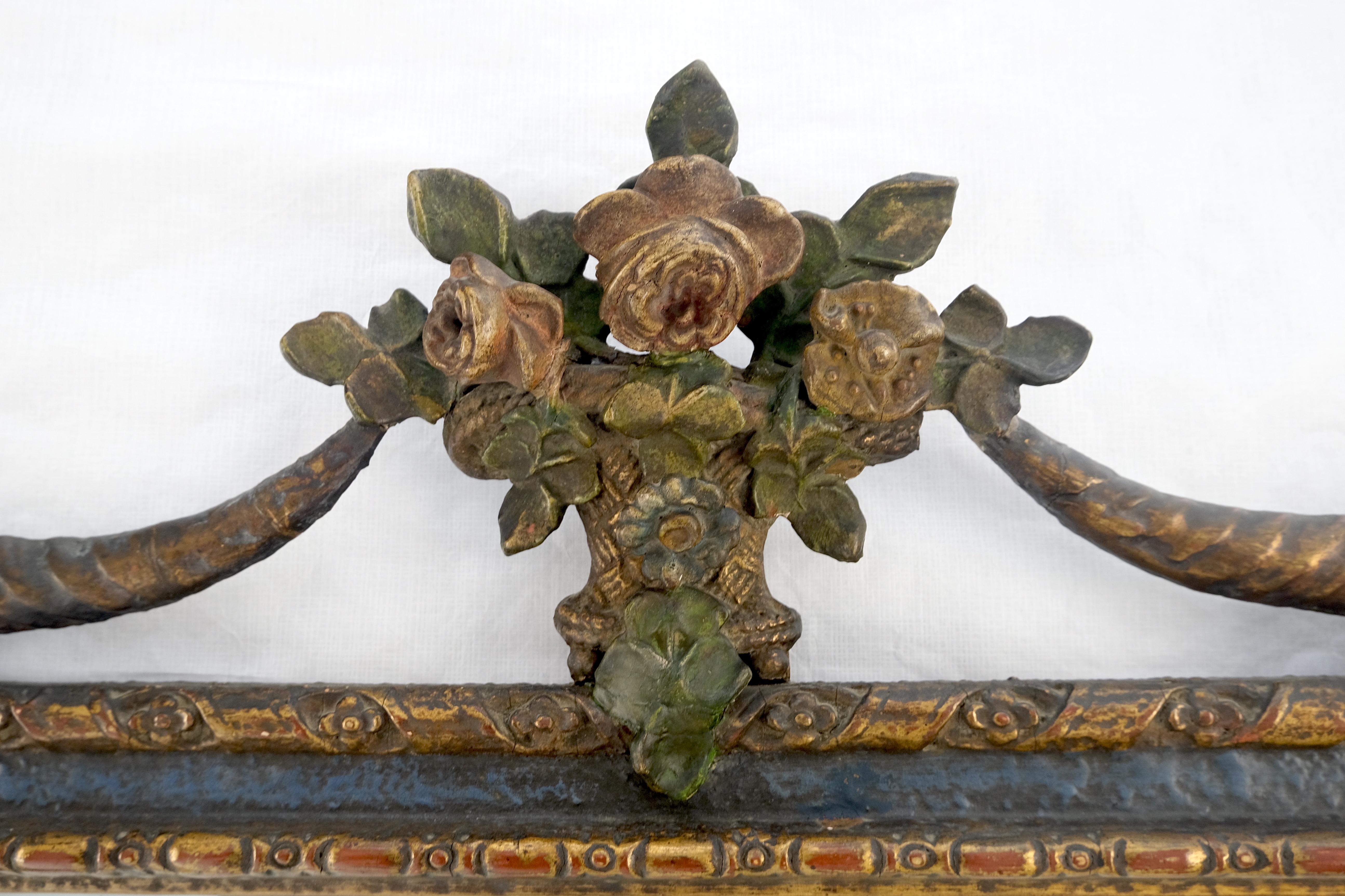 Carved & Painted  Floral Pattern Frame Rectangle Decorative Wall Mirror In Good Condition For Sale In Rockaway, NJ