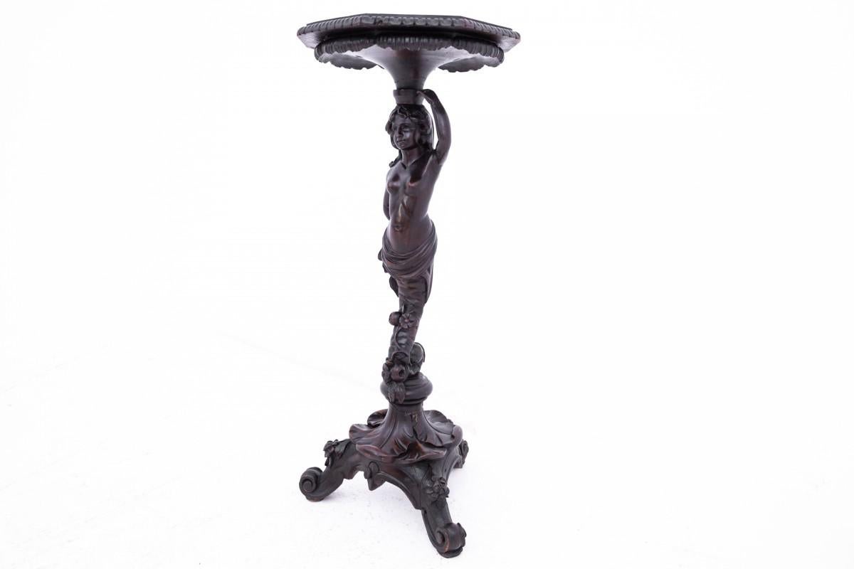 Wood Carved pedestal, France, ca. 1880. For Sale