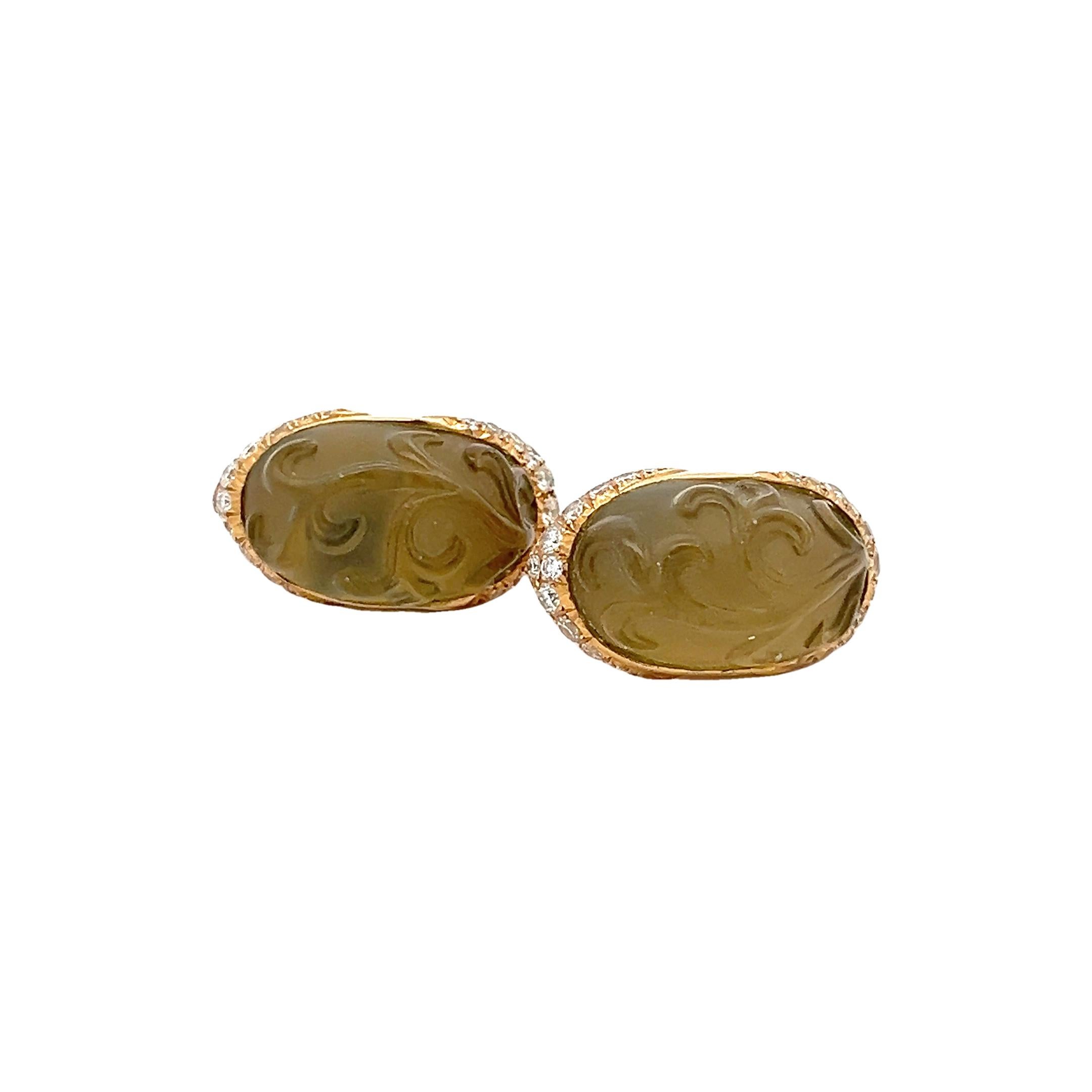 Boucles d'oreilles clips en or jaune 18 carats, péridot sculpté et diamant, 2.00 carats en vente 1