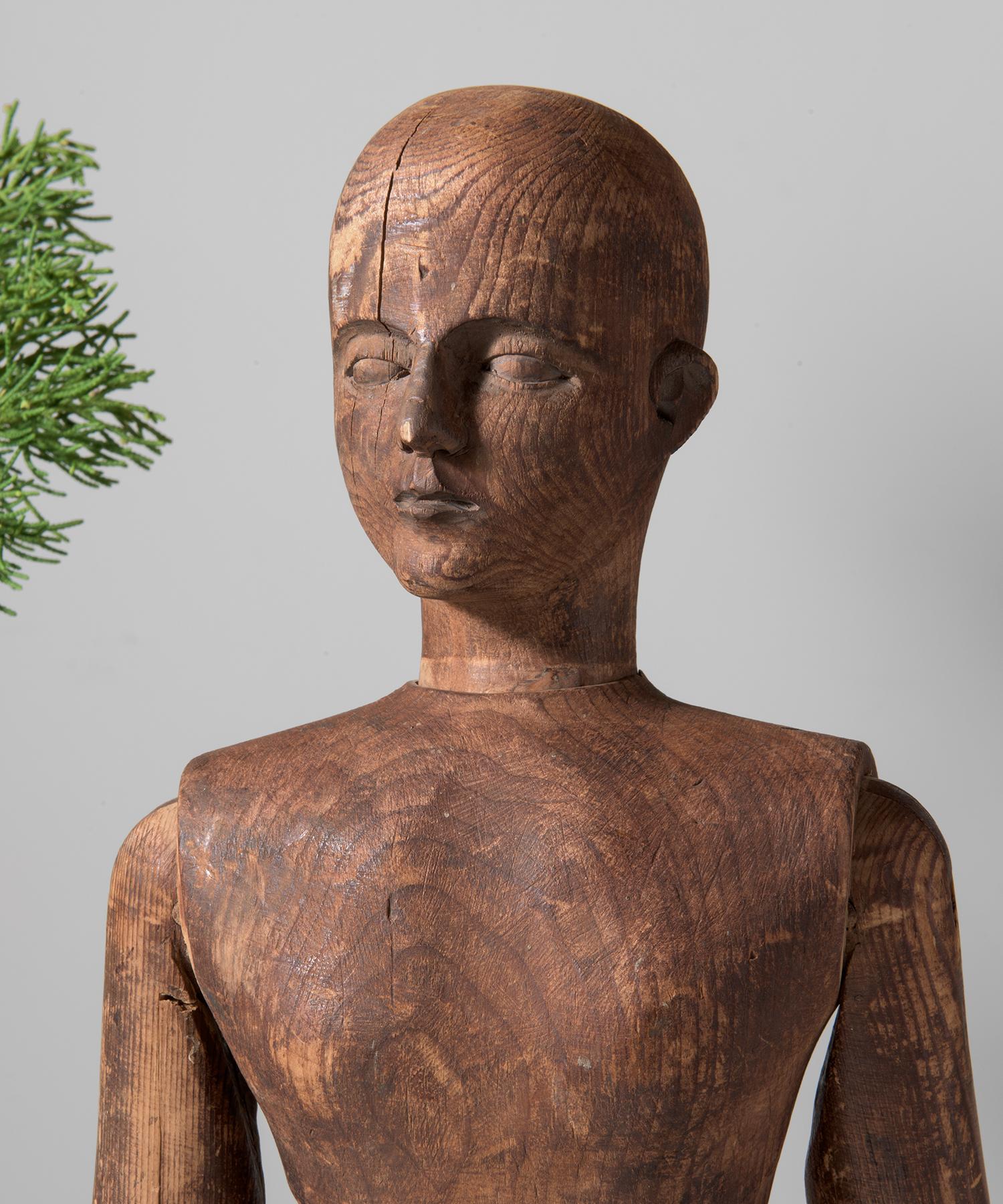 Carved Pine Artist Model, France, circa 1880 In Good Condition For Sale In Culver City, CA