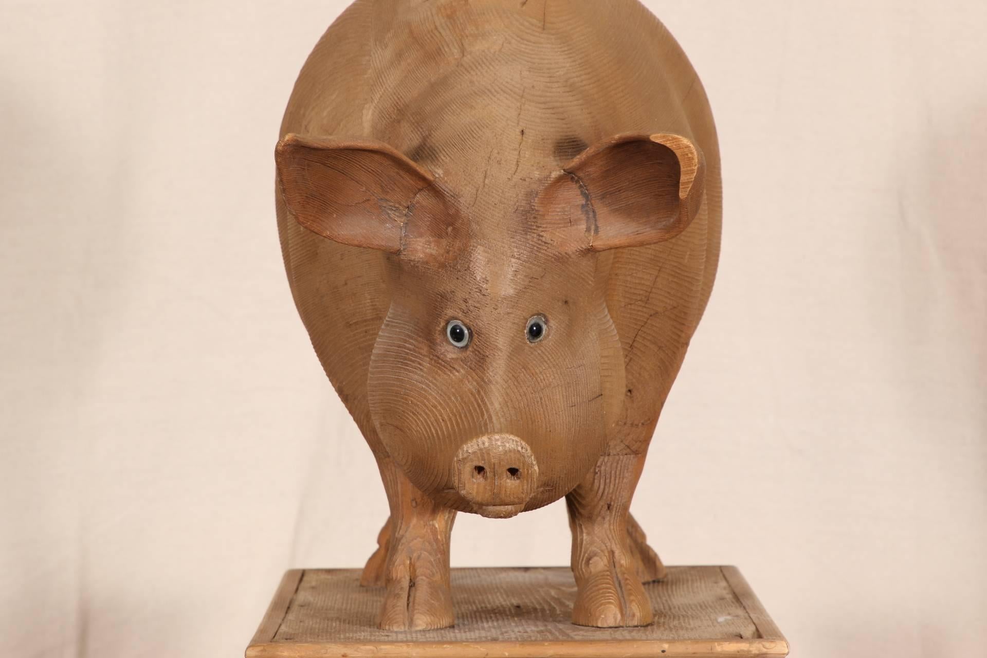 Carved Pine Pig Sculpture In Good Condition In Bridgeport, CT