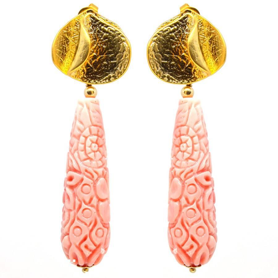 Carved Pink Shell Gold Lotus Stud Earrings