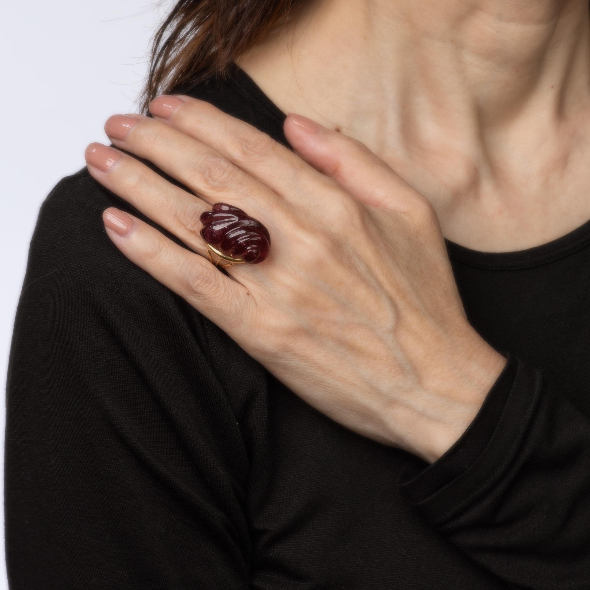 Carved Pink Tourmaline Ring Vintage 18k Yellow Gold Large Cocktail Jewelry Sz 4 For Sale 1