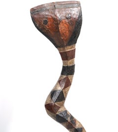 Geschnitzte polychrome Baga Bansonyi Schlangenskulptur Kopfschmuck, Guinea 20. Jahrhundert