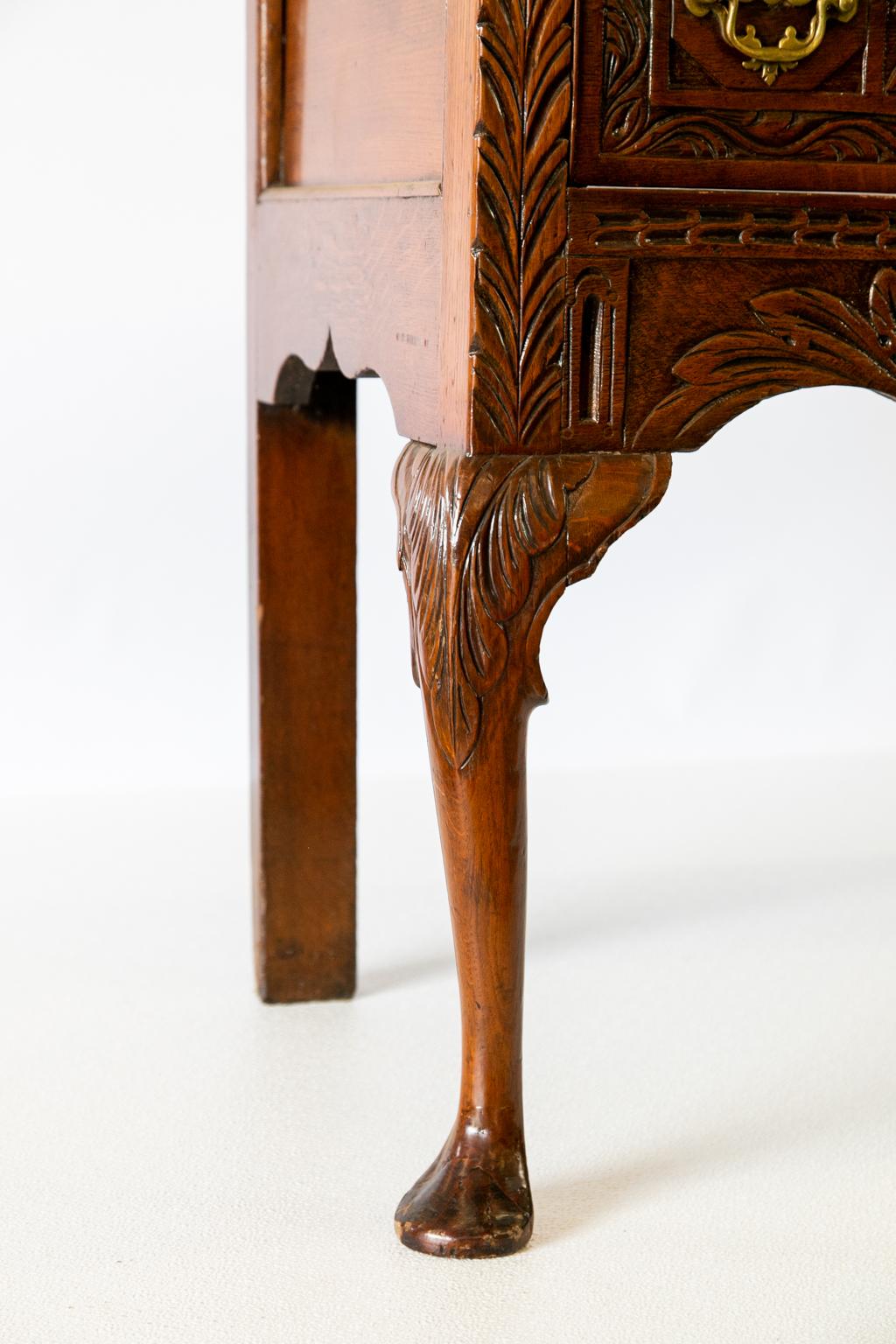 Carved Queen Anne Style Oak Sideboard 1