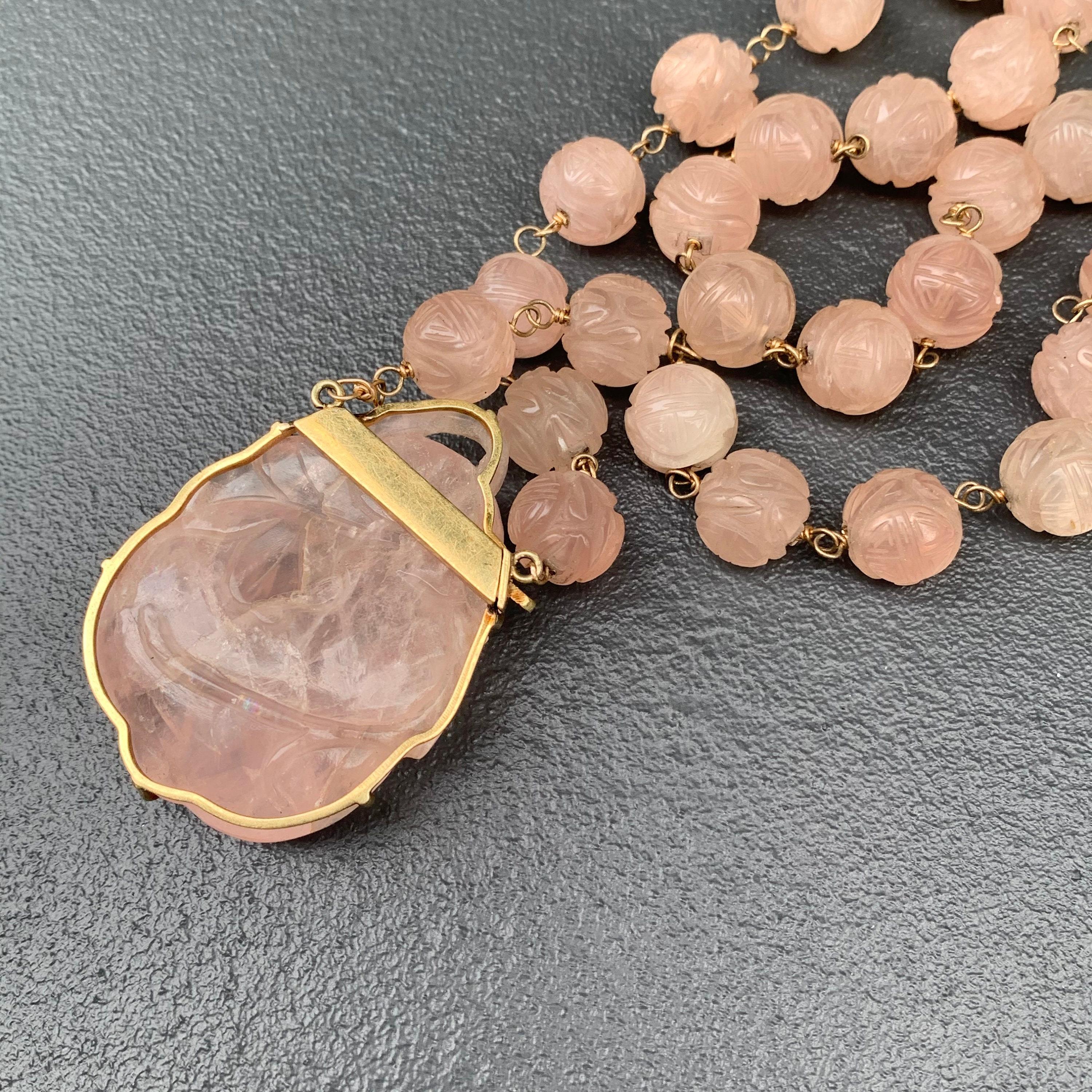 Art Deco Carved Rose Quartz Pendant Beaded Necklace 14kt gold For Sale