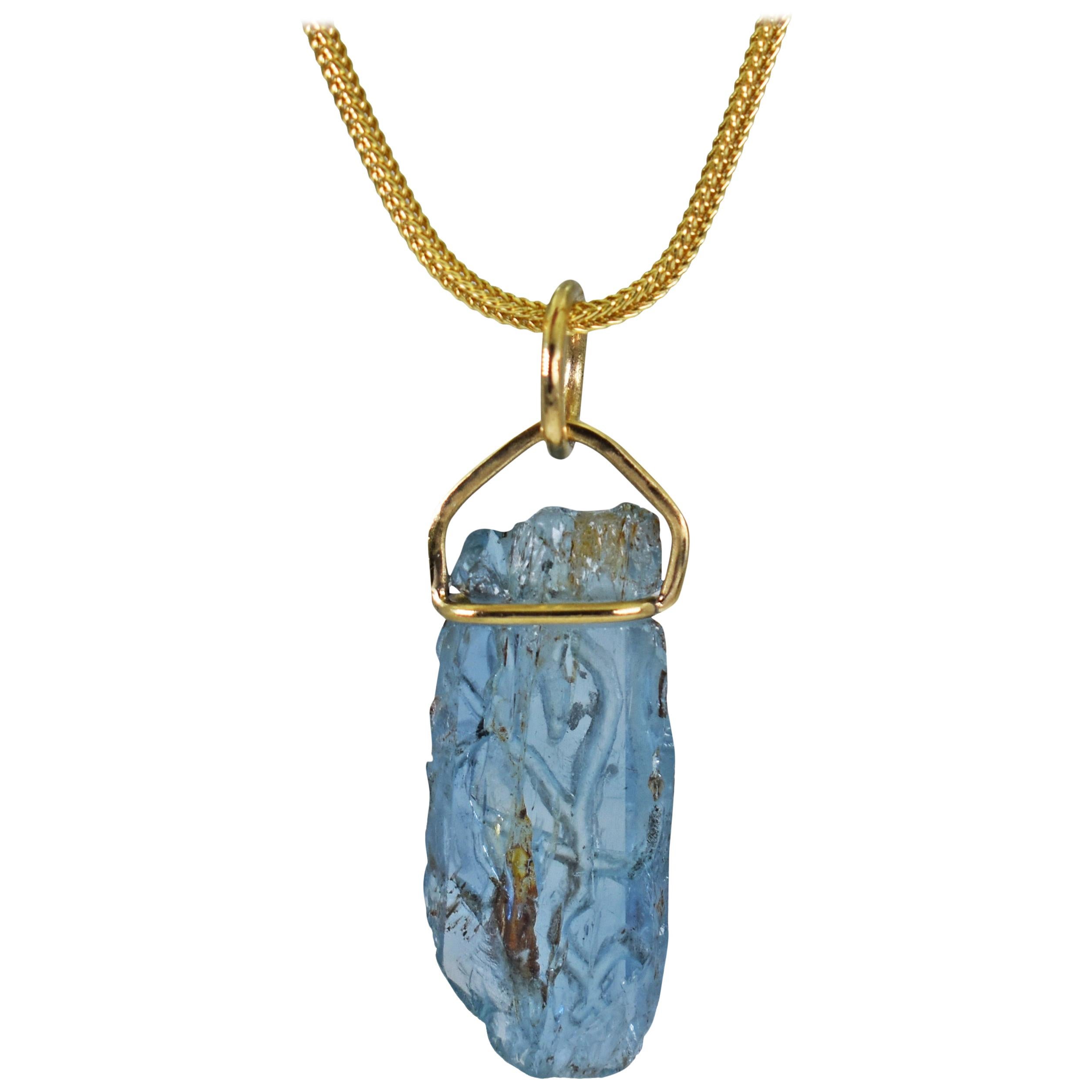 Carved Rough Aquamarine 18 Karat Gold Pendant Necklace