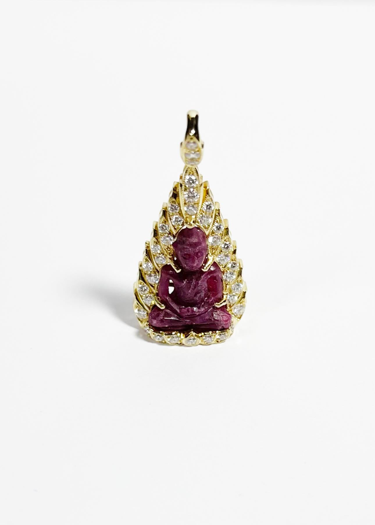 Pendentif Bouddha en rubis sculpté et diamant serti dans de l'or 18K en vente 6