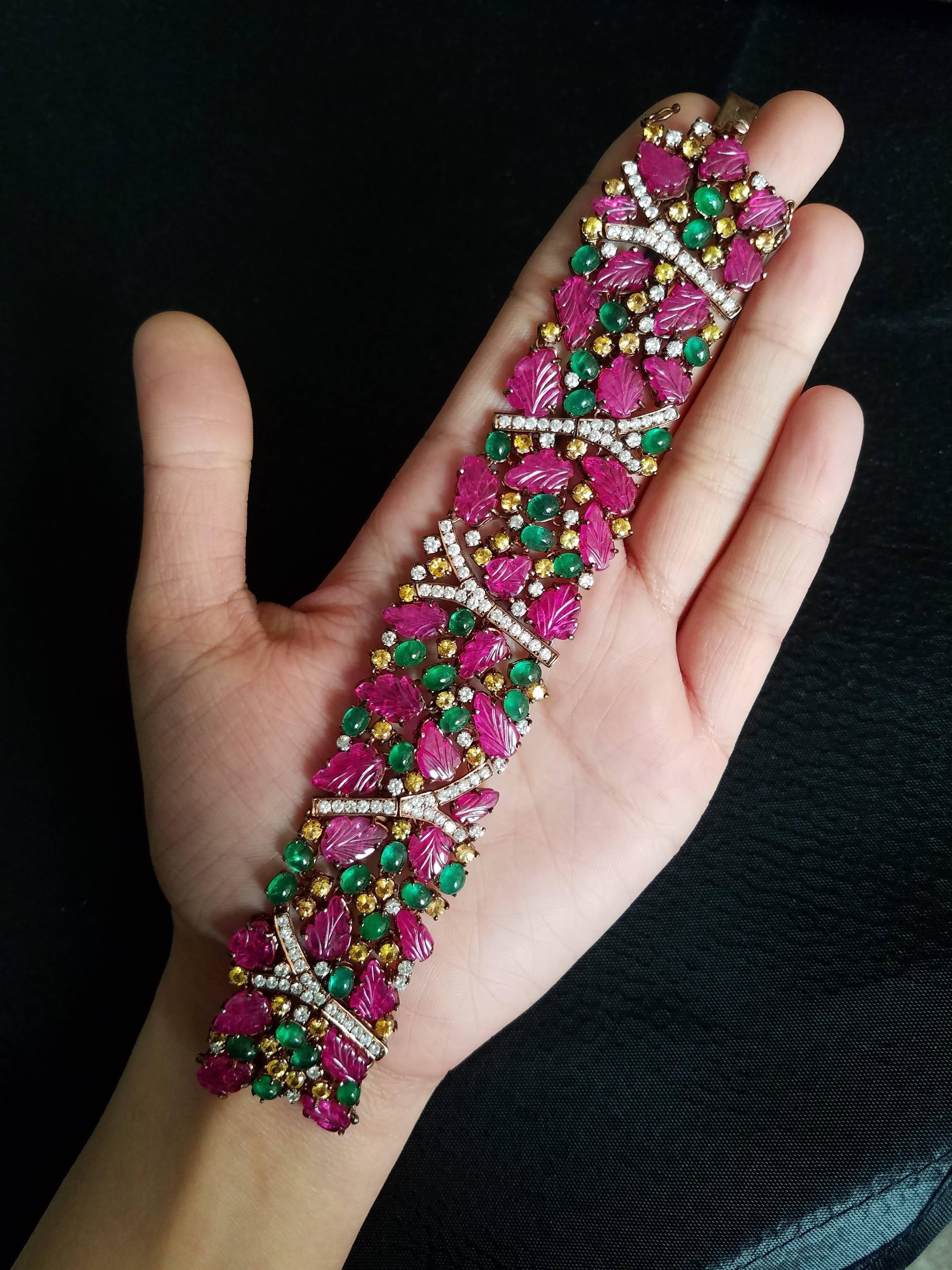 Round Cut Carved Ruby, Emerald, Sapphire and Diamond 18K Gold Bracelet and Earring Suite