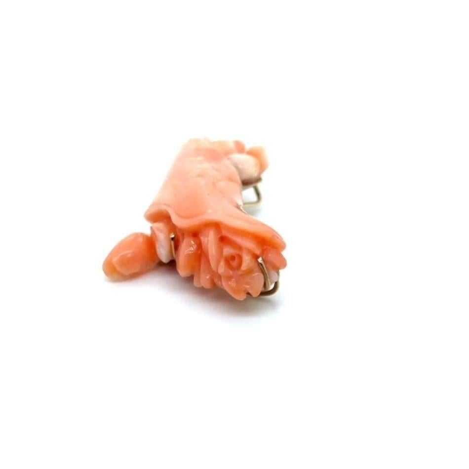 CARVED SALMON COLOR CORAL PENDANT - MOUNTED in A HANDMADE 14 K WHITE GOLD For Sale 1