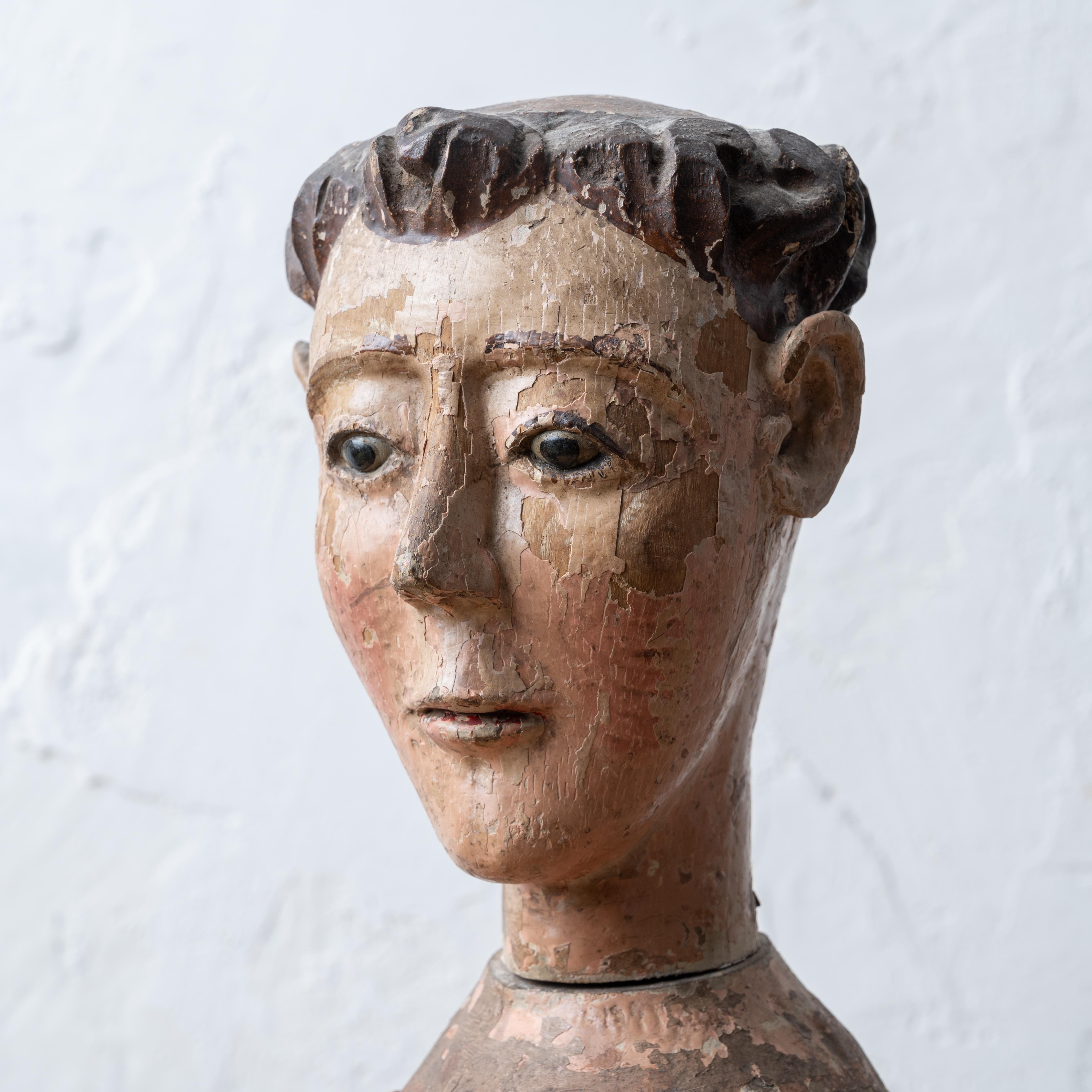 Santos tallados, siglo XVIII en venta 1