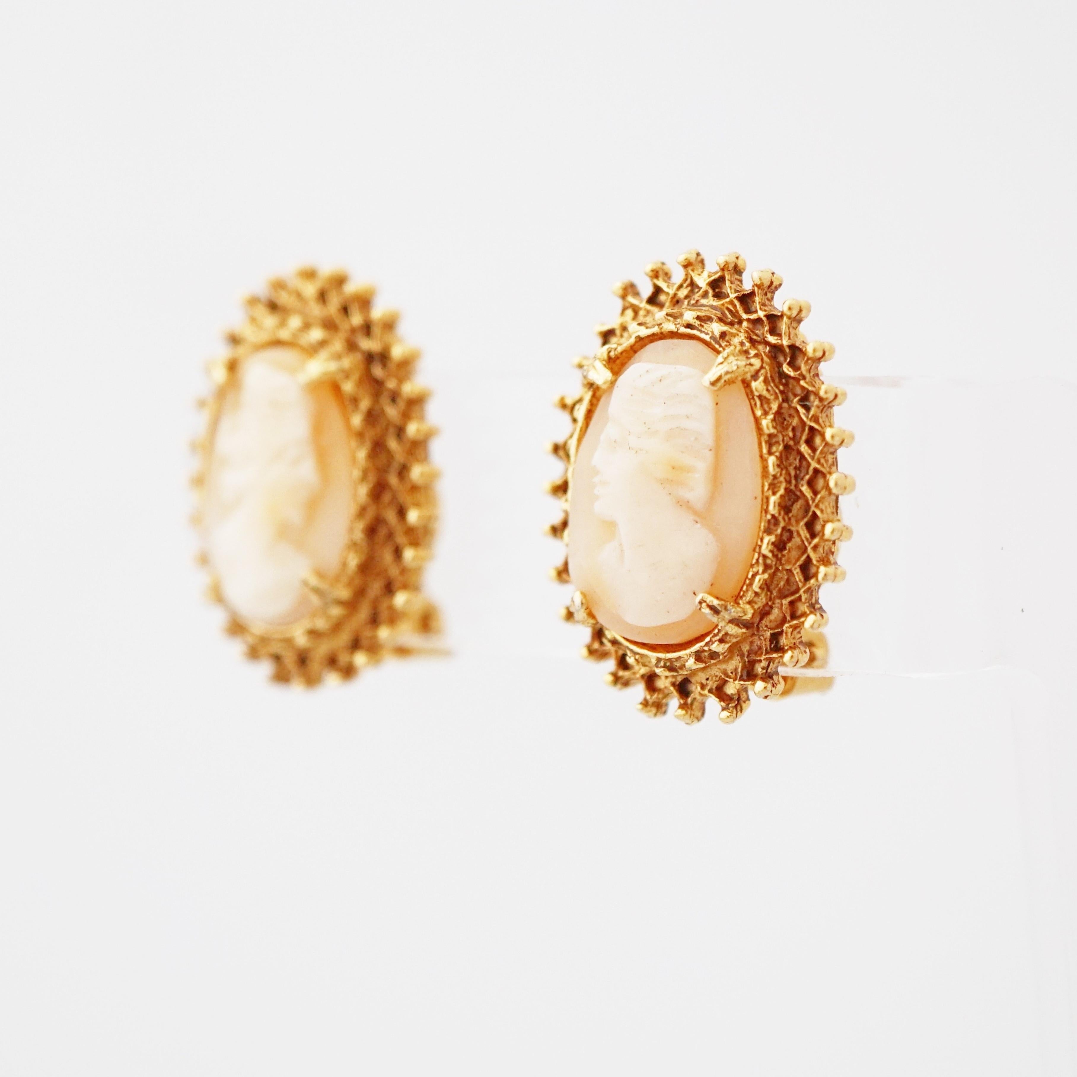 Modern Carved Shell Oval Cameo Earrings By Florenza, 1960s For Sale