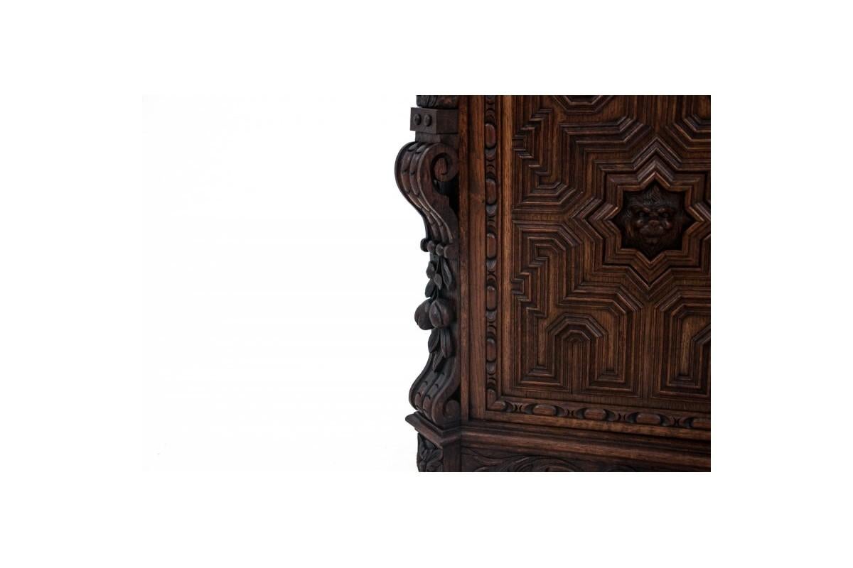 Credenza intagliata, Francia, 1880 circa in vendita 3