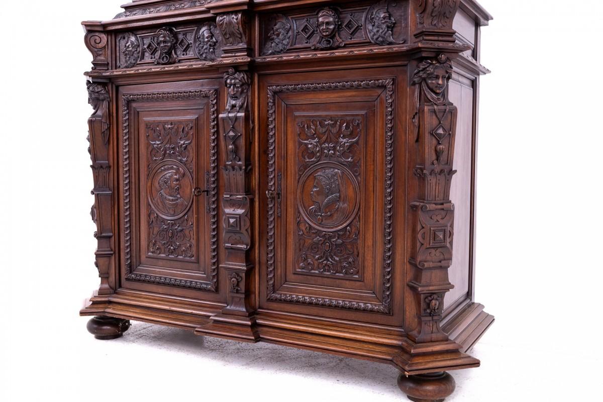 Geschnitztes Sideboard, Frankreich, ca. 1880. (19. Jahrhundert) im Angebot