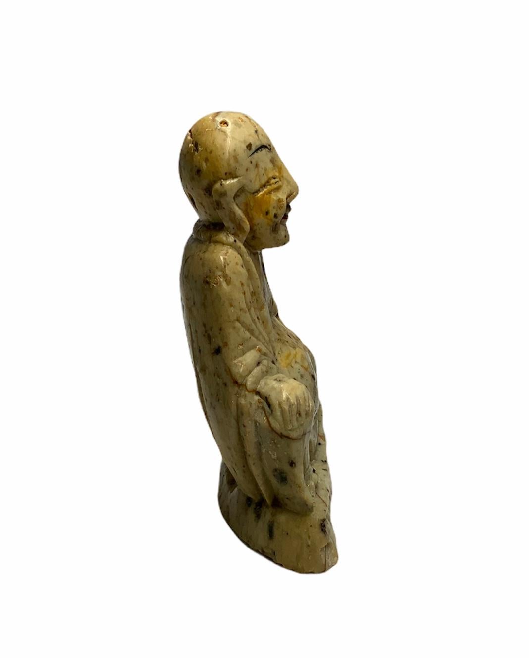 Geschnitzter Seifenstein-Buddha (Chinesisch) im Angebot