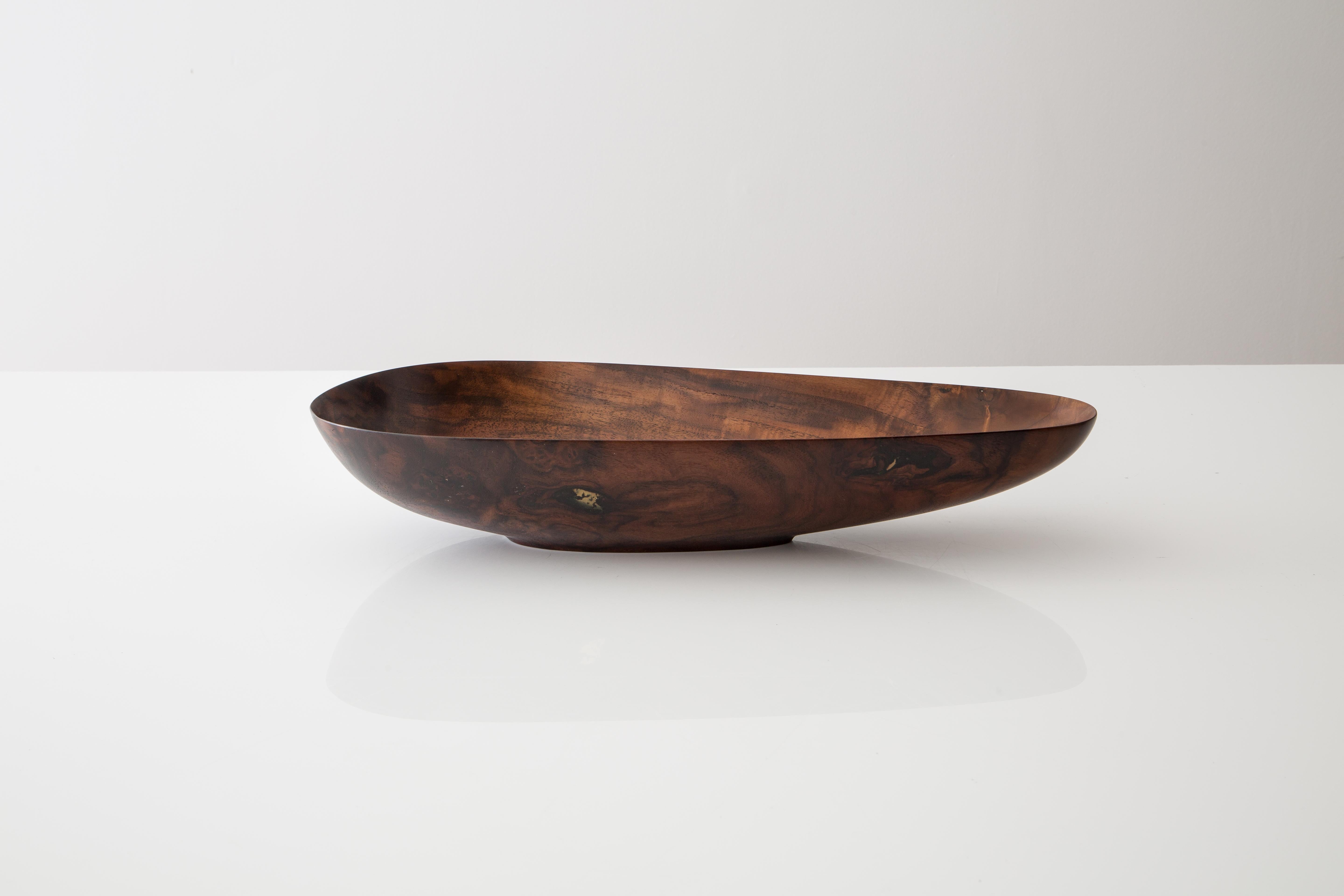CARVED Solid Walnut Asymmetrical Bowl, by Richard Haining, Available Now In New Condition In Brooklyn, NY