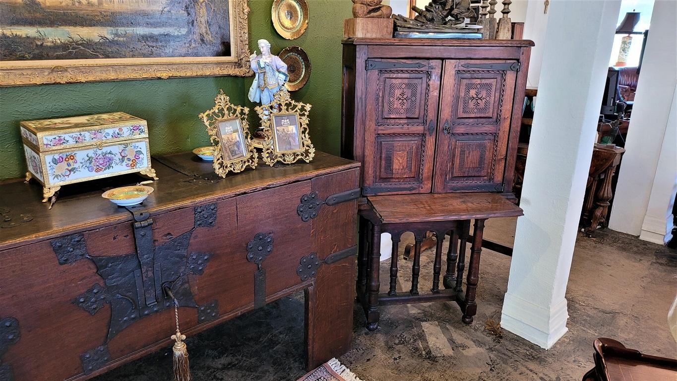 Carved Spanish Oak Writing Cabinet, Estate of Vincente Blasco Ibanez For Sale 8