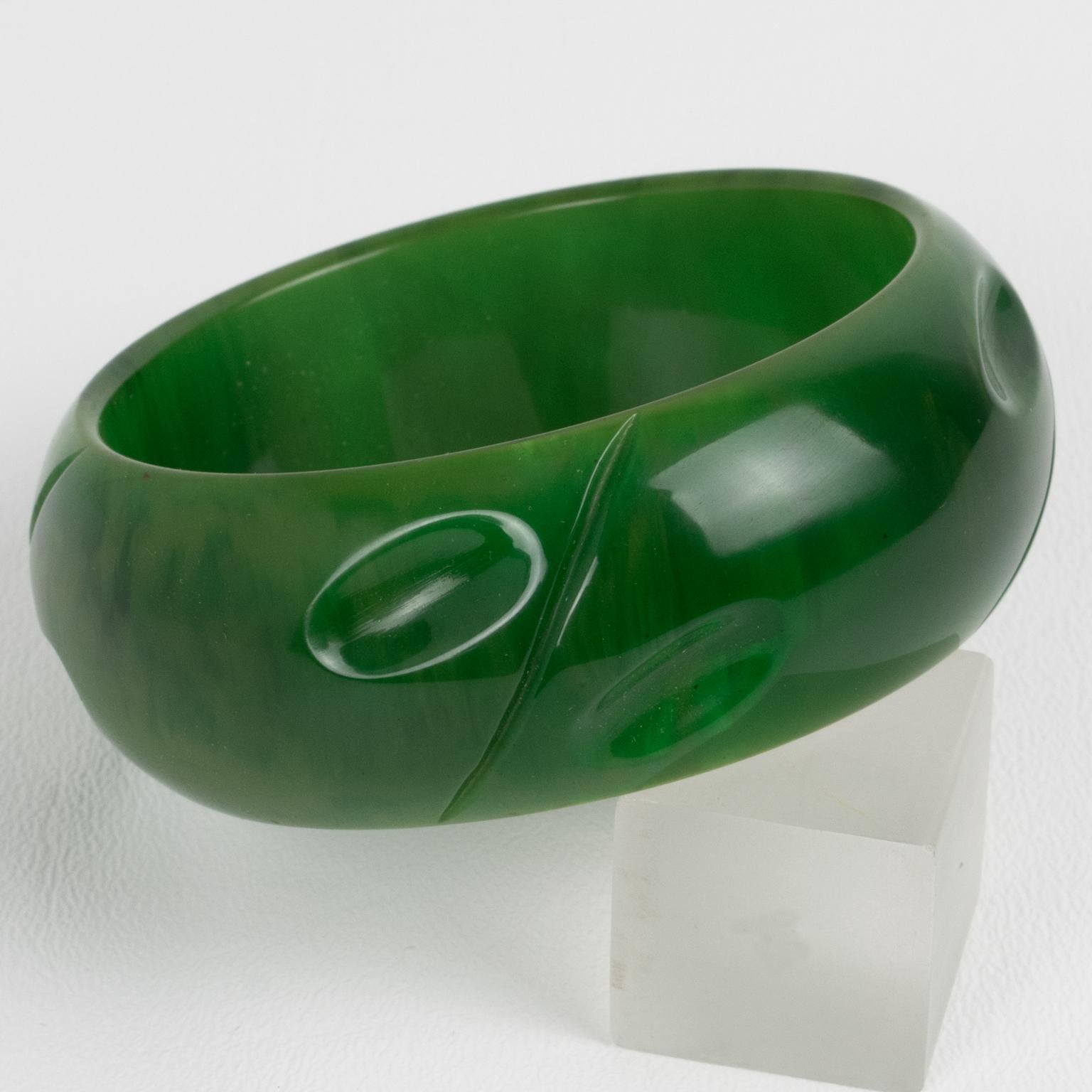 Women's or Men's Carved Spinach Swirl Bakelite Bracelet Bangle For Sale