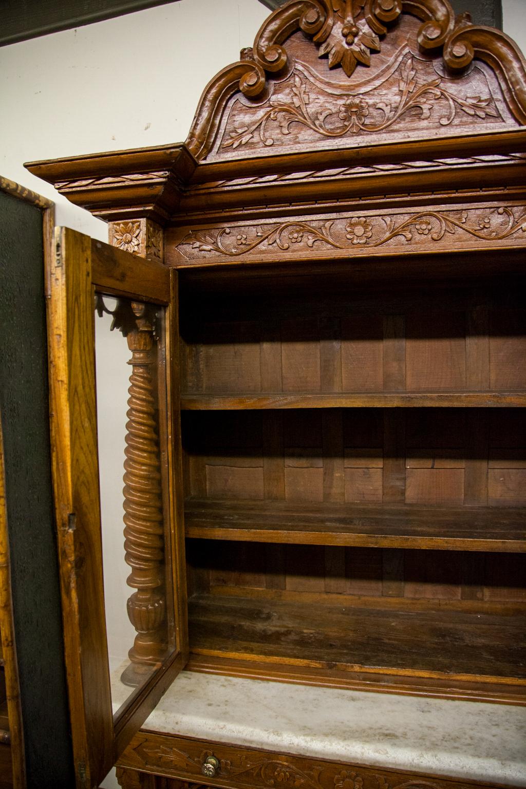 Hand-Carved Carved Spiral Twist Glass Door Cupboard For Sale