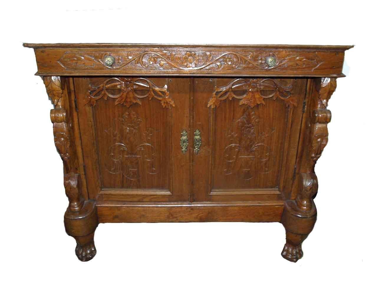 Ottone Credenza con anta in vetro intagliata a spirale