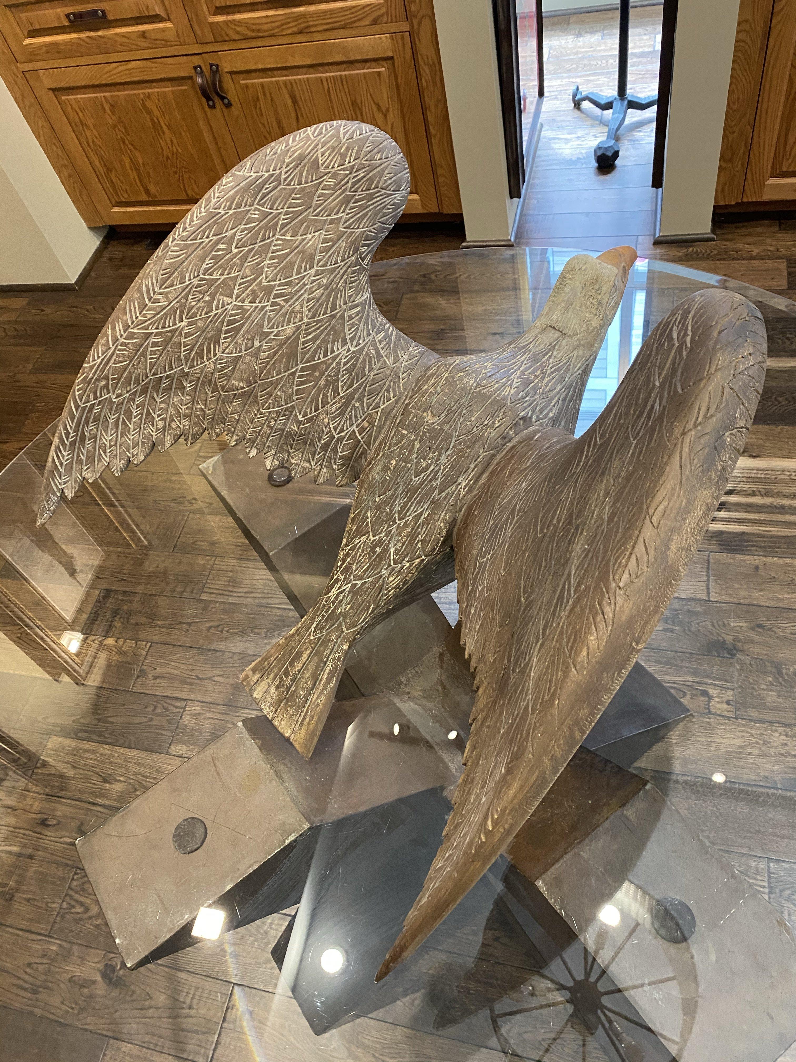 Carved Spread Wing Eagle In Good Condition For Sale In Colorado Springs, CO