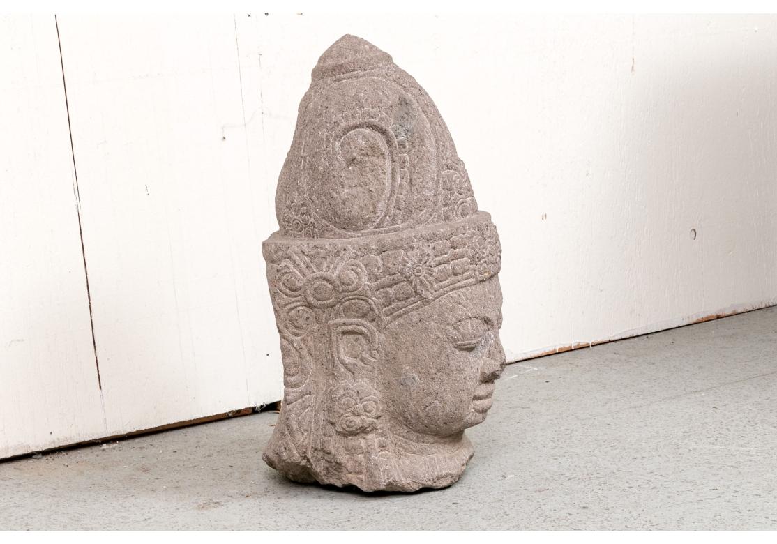 Buste du Bouddha Abîmé - En vente à Bridgeport, CT