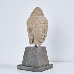 Gegossen Steinkopf eines Bodhisattva