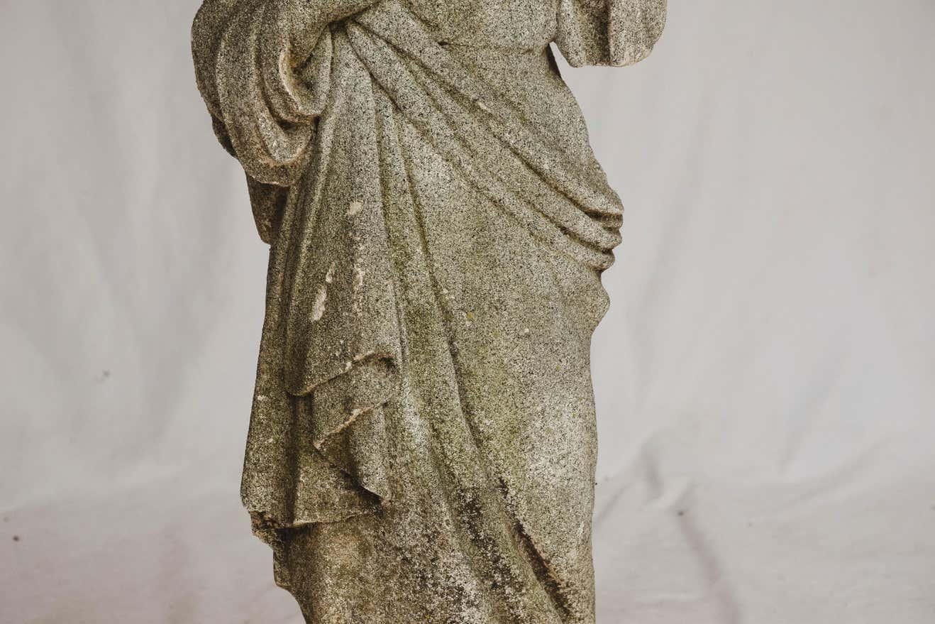 garden statue of jesus