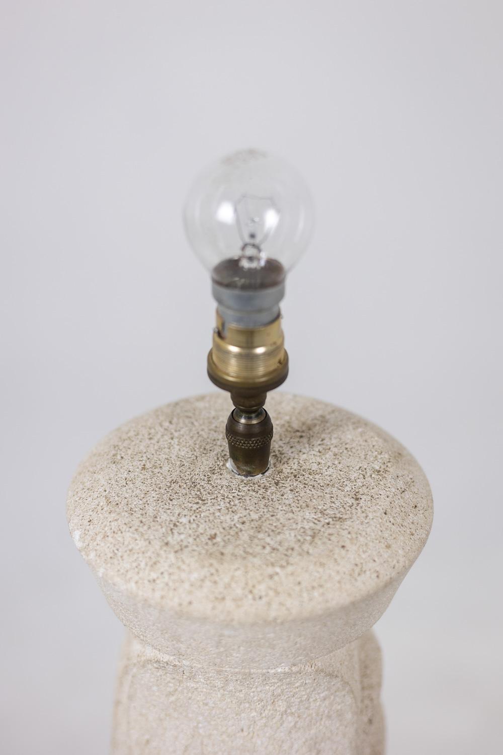 Lampada in pietra intagliata. 1970s. in vendita 5
