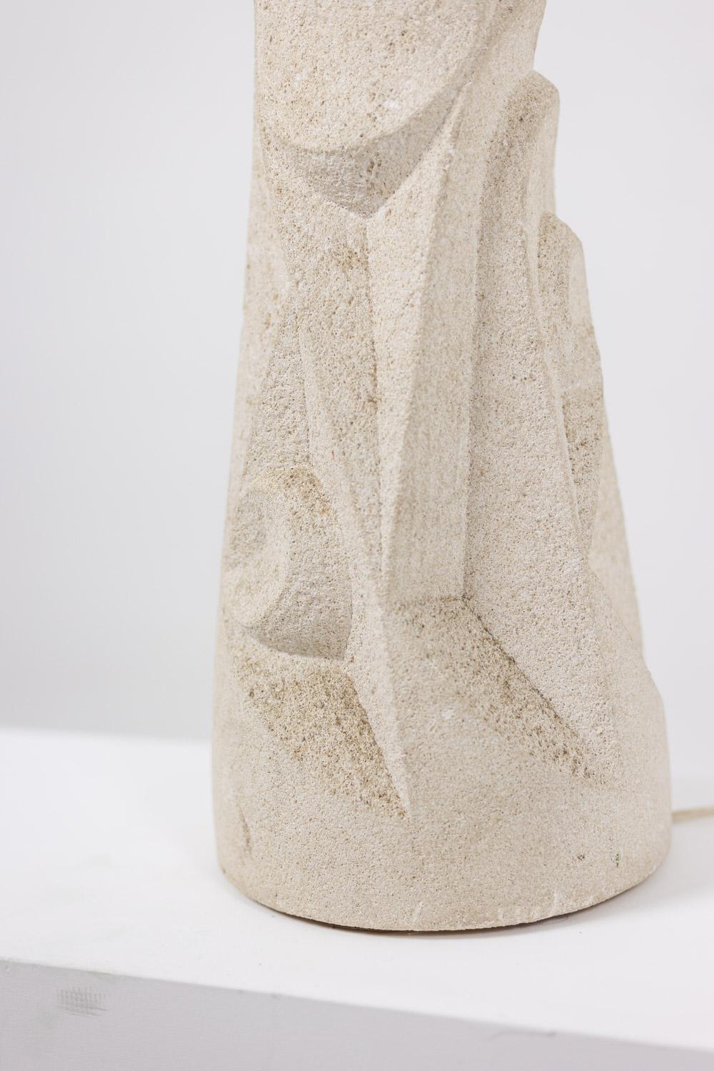 Lampada in pietra intagliata. 1970s. in vendita 3