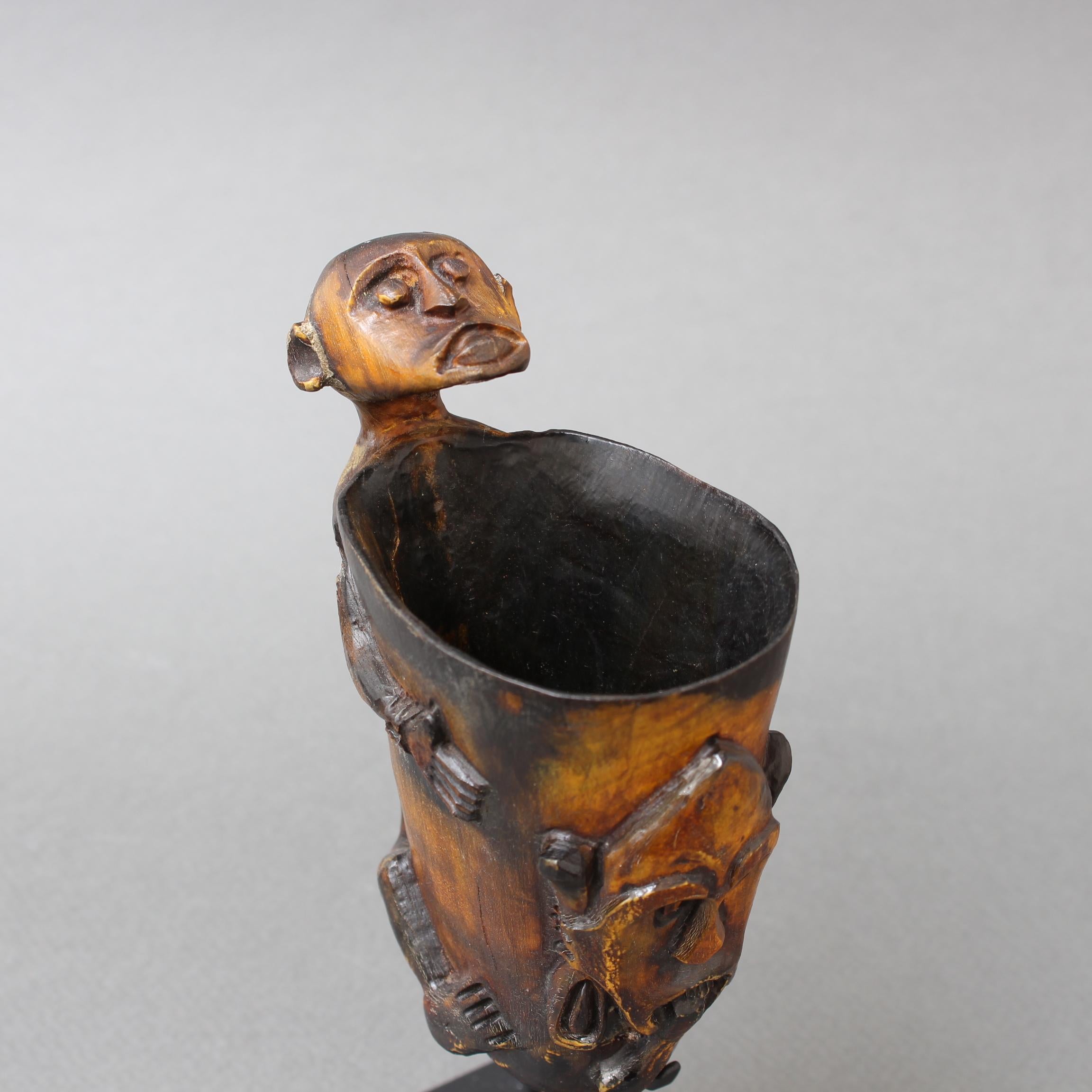 Carved Tattoo Ink Pot from Timor Island, Indonesia 'circa 1940s-1950s' For Sale 3