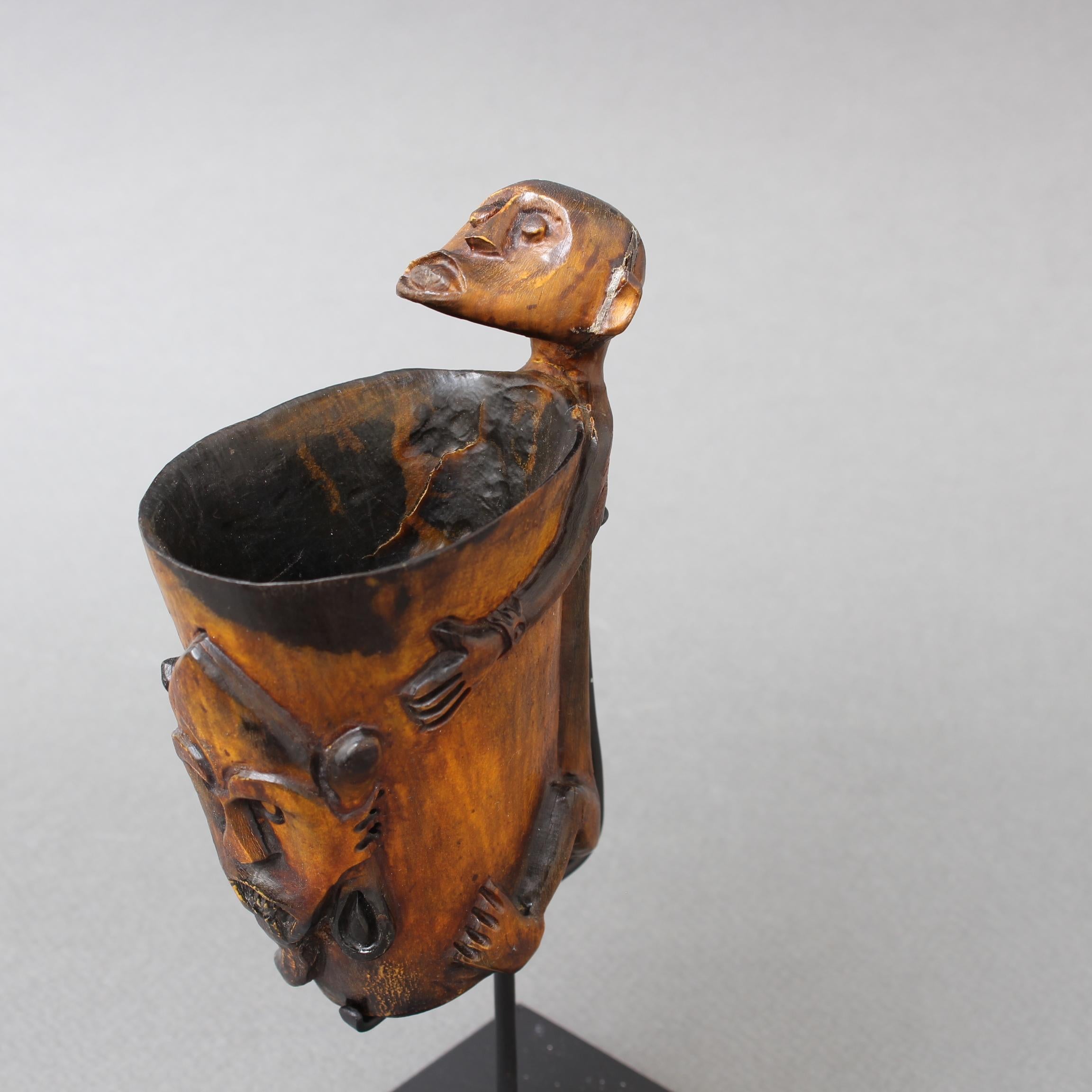Carved Tattoo Ink Pot from Timor Island, Indonesia 'circa 1940s-1950s' For Sale 4