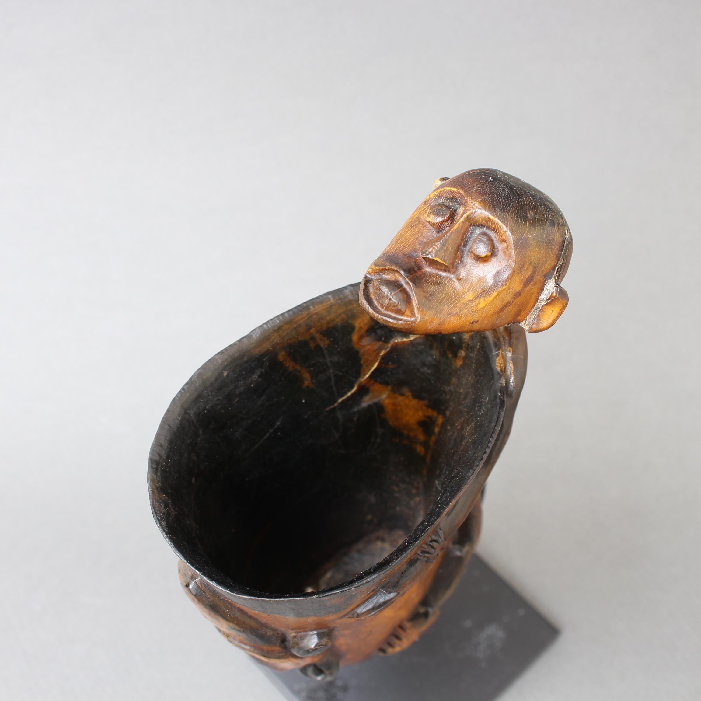 Carved Tattoo Ink Pot from Timor Island, Indonesia 'circa 1940s-1950s' For Sale 7