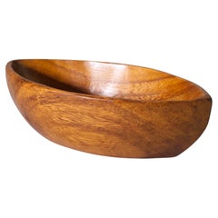 Carved Taverneau Bowl in Style of Arthur Umanoff, Mid Century Modern