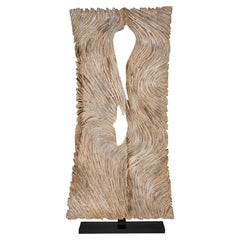 Pannello da parete in legno di teak intagliato su supporto
