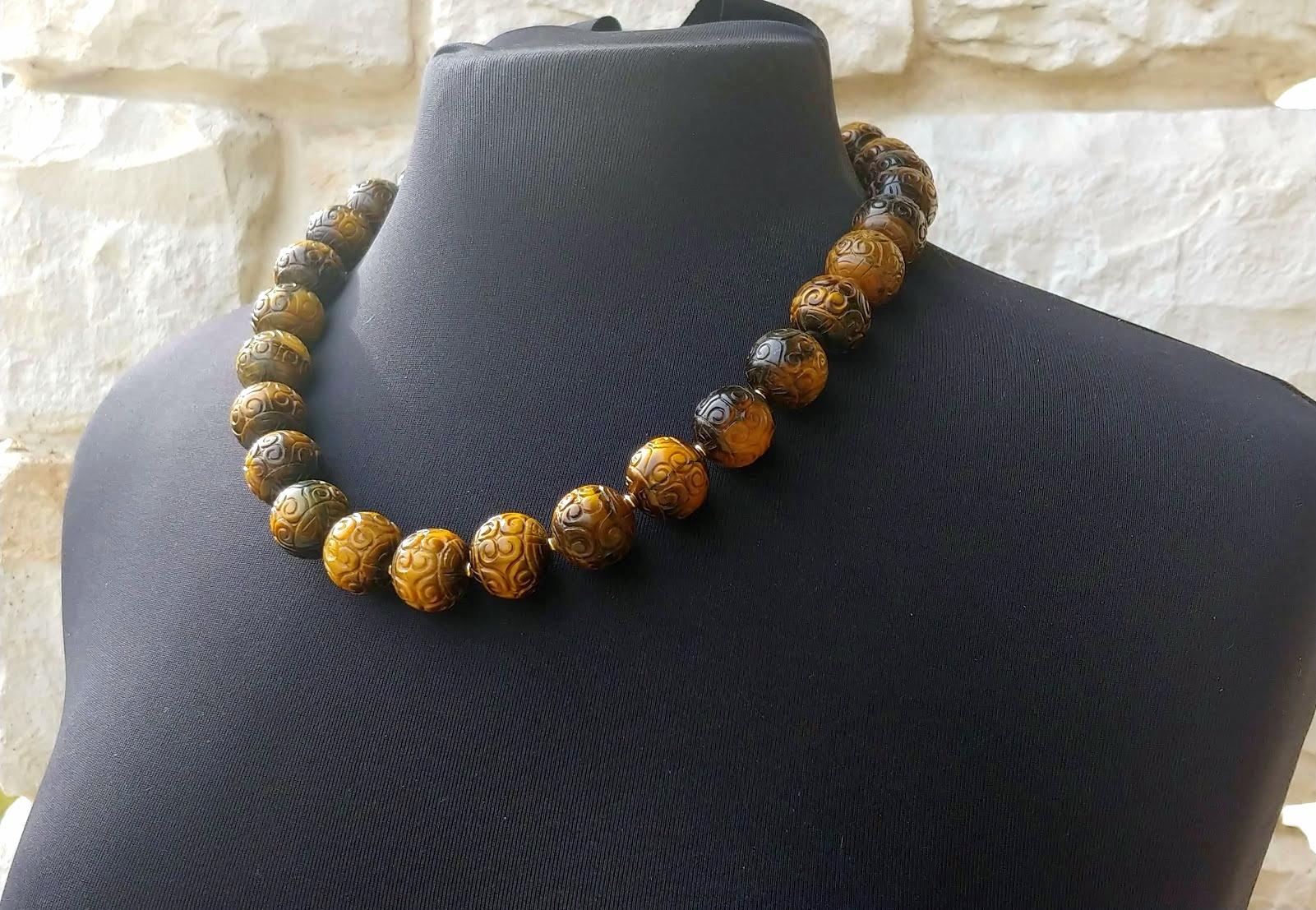 Carved Tiger Eye Beaded Necklace For Sale 1