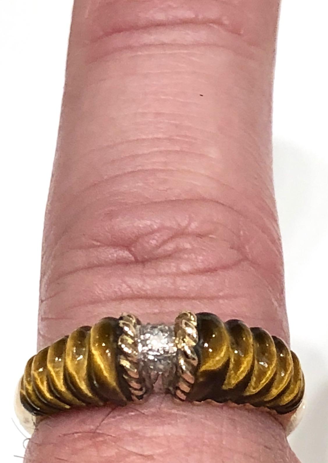 Women's Carved Tigers Eye with Diamond Inset Ring, 14 Karat Gold, circa 1970s