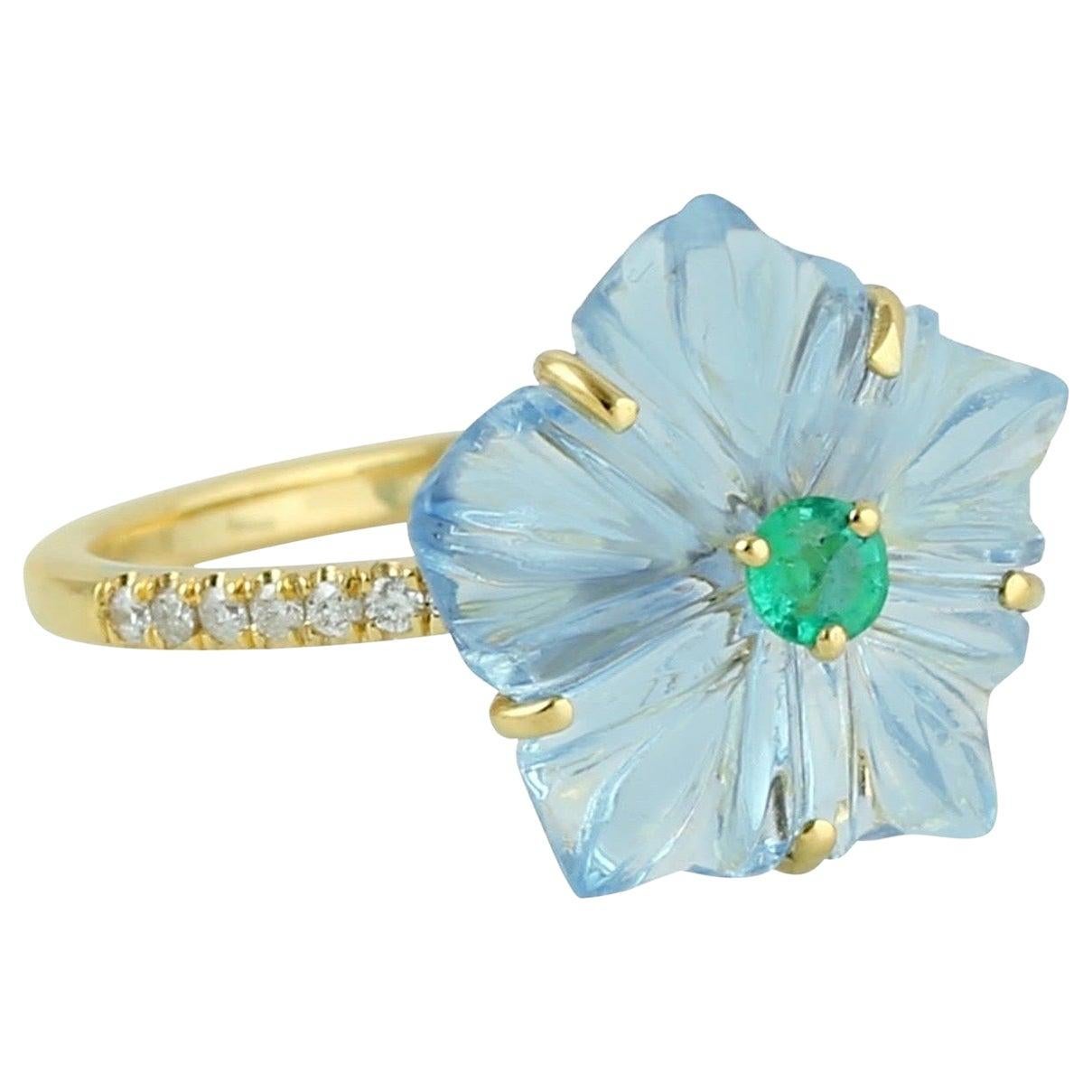 Bague fleur en or 18 carats avec topaze sculptée, émeraude et diamant